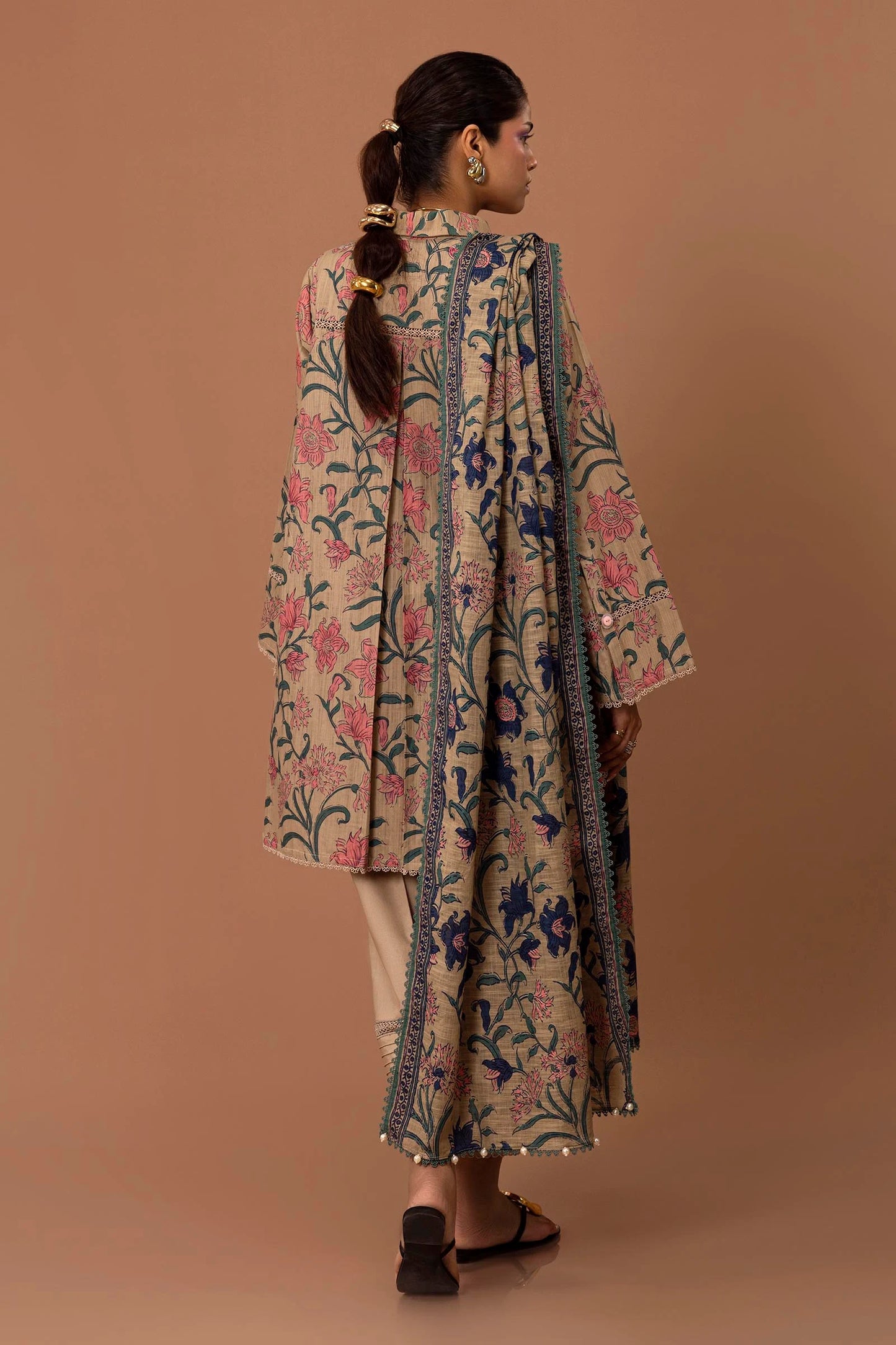 H243-017B-2Q | Sana Safinaz | Mahay Winter Collection 2024