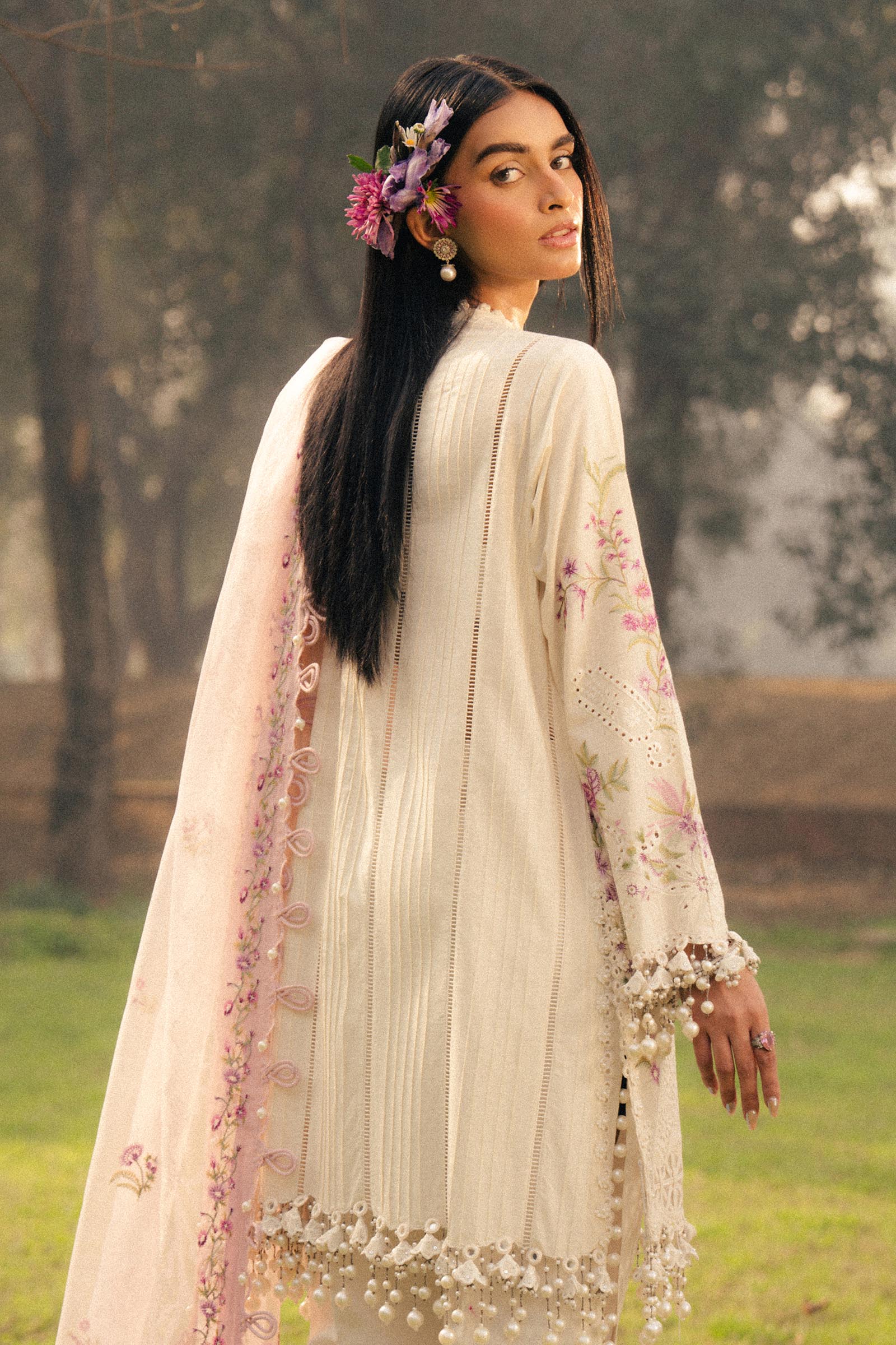L251-001A-3CT | Sana Safinaz | Luxury Lawn 2025 – Ayat B Wardrobe