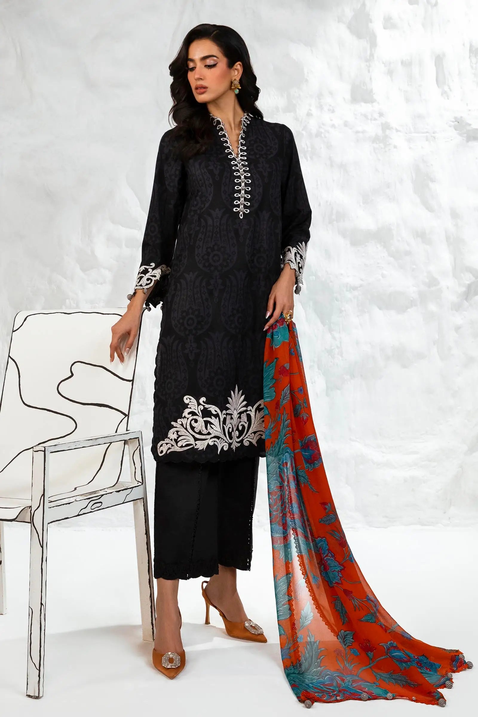 M242-003A-CI | Sana Safinaz | Muzlin Lawn 2024 Volume 2