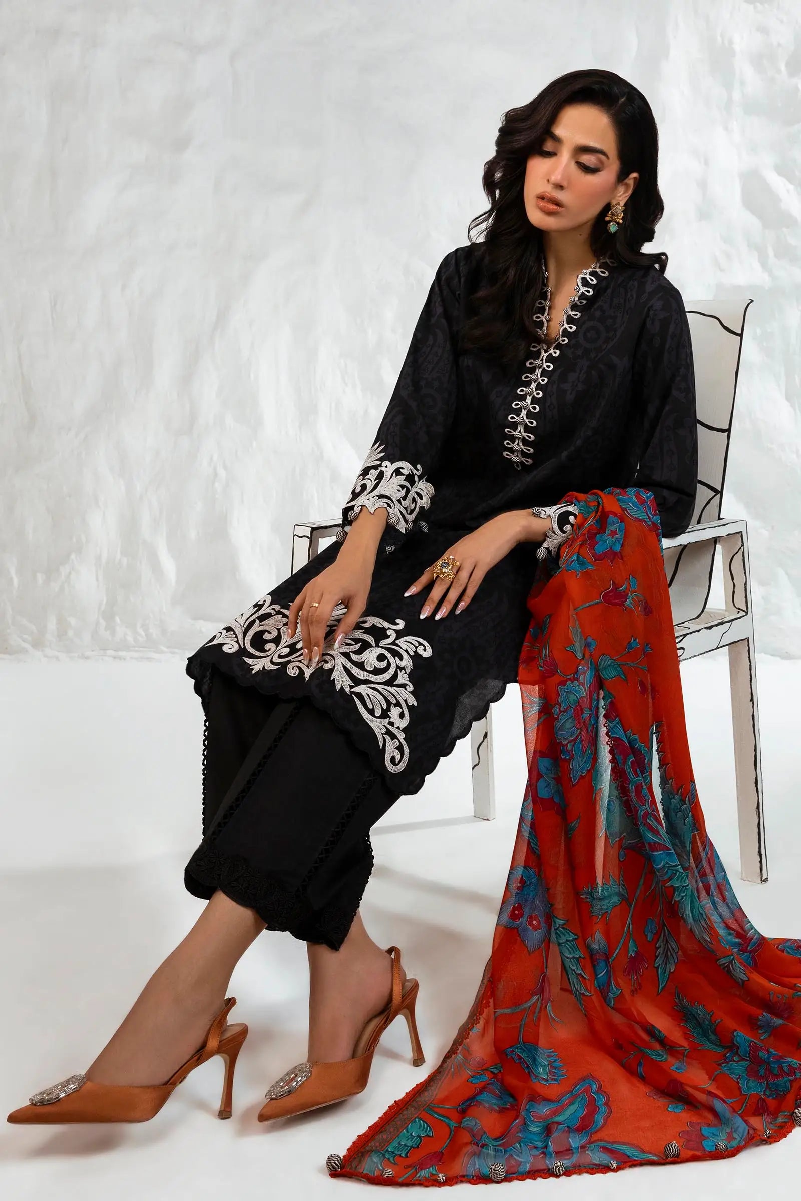 M242-003A-CI | Sana Safinaz | Muzlin Lawn 2024 Volume 2