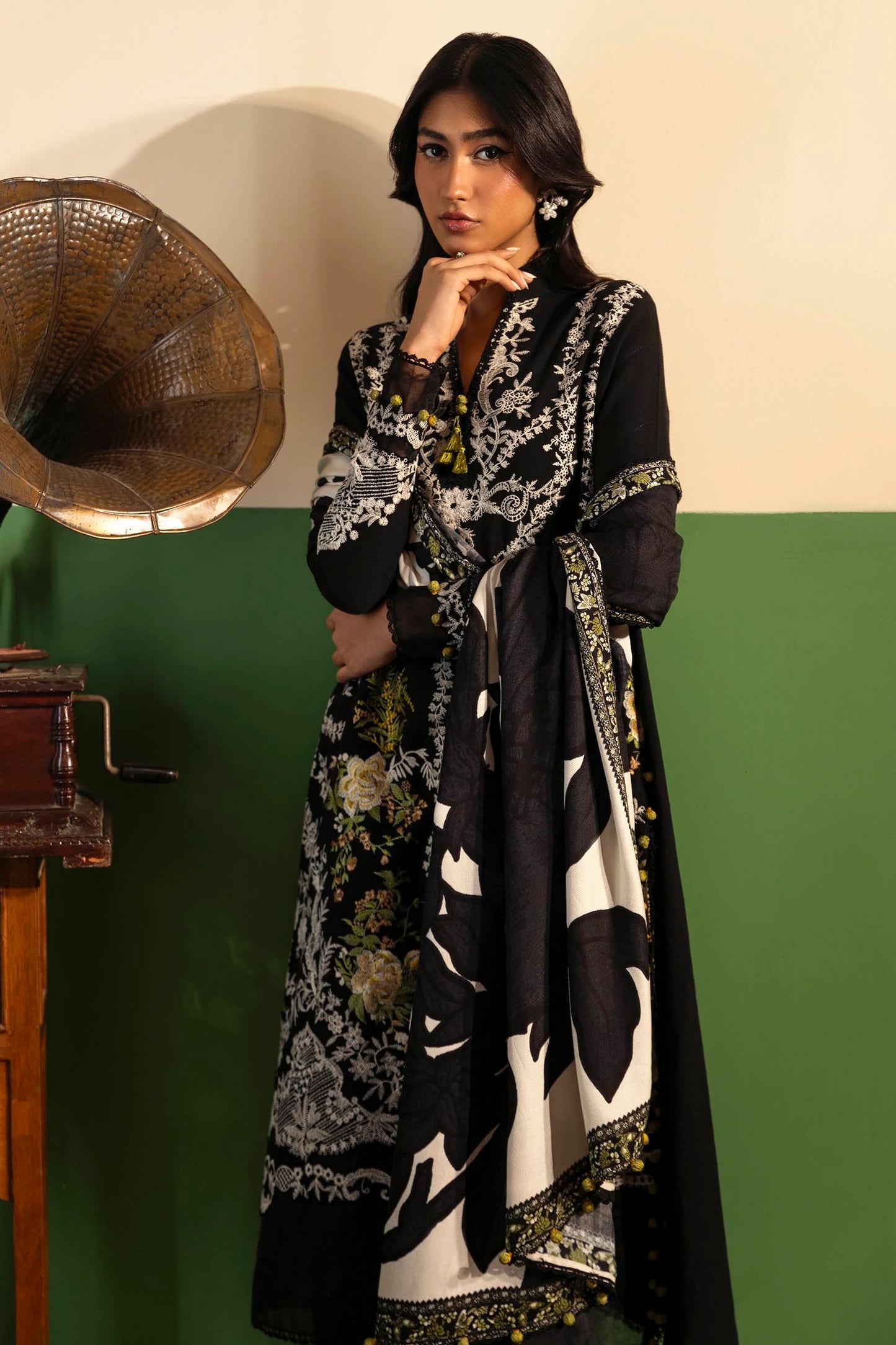 M243-012B-3AP | Sana Safinaz | Muzlin Winter 2024