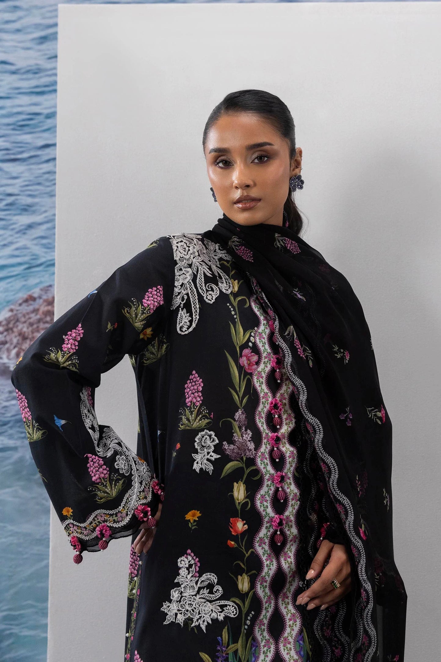 M252-001A-CI | Sana Safinaz | Muzlin Lawn 2025