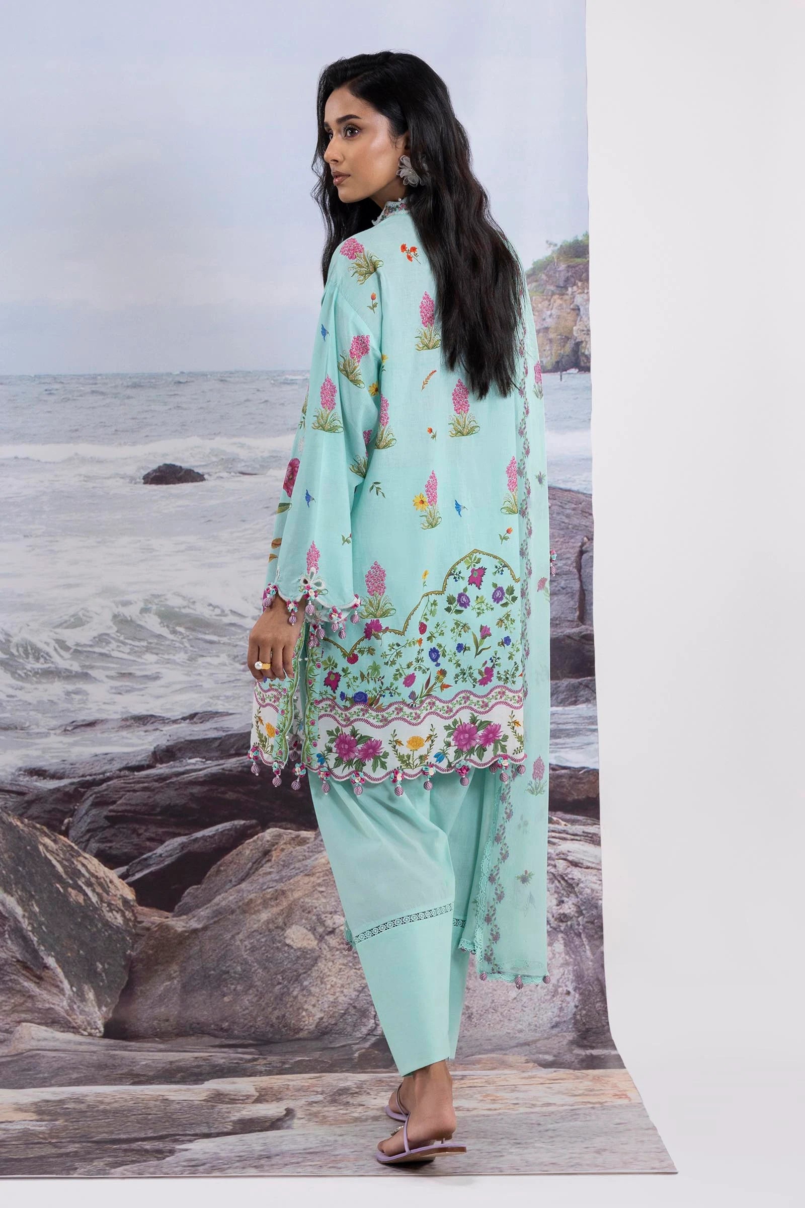 M252-001B-CI | Sana Safinaz | Muzlin Lawn 2025