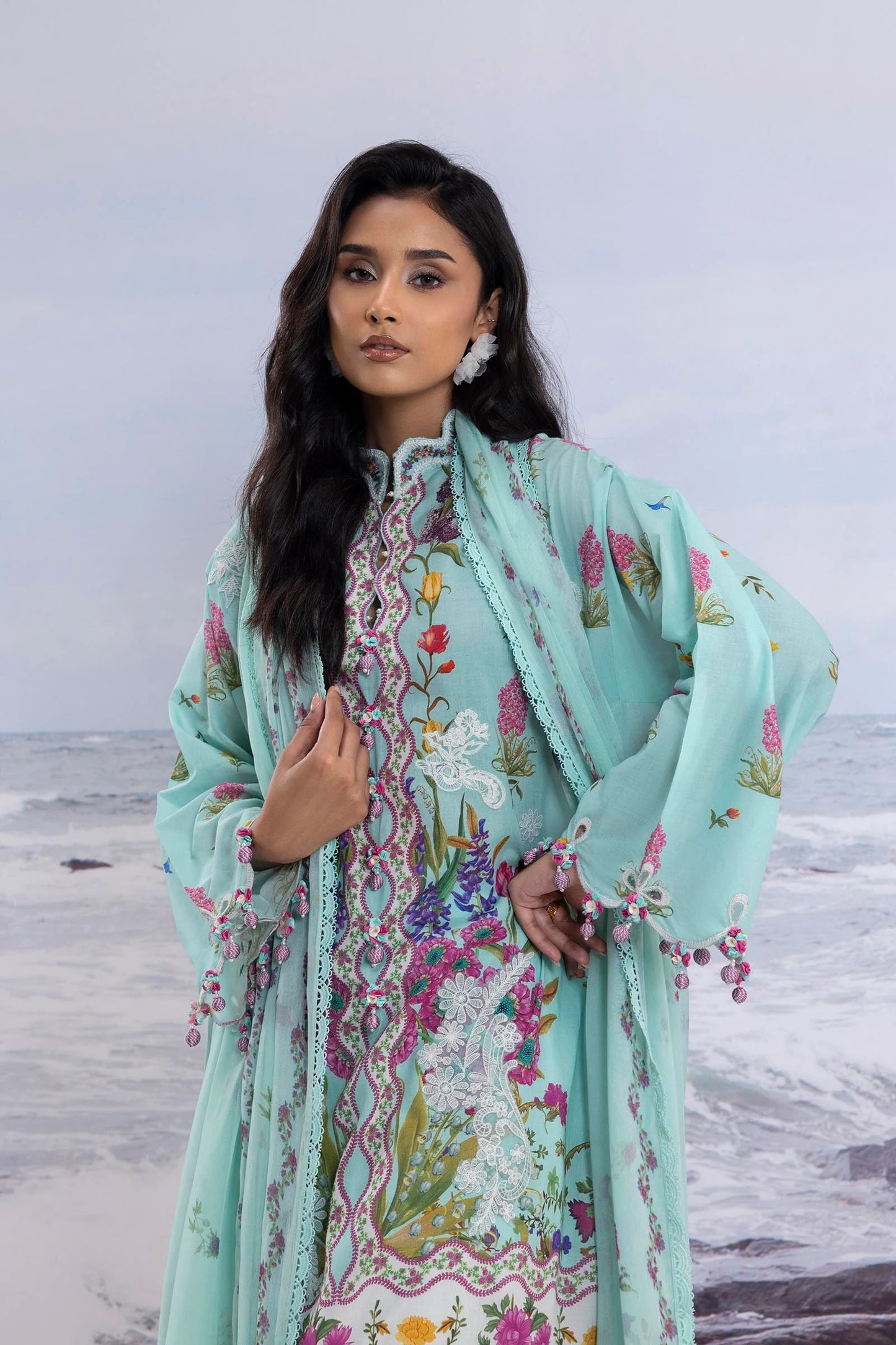 M252-001B-CI | Sana Safinaz | Muzlin Lawn 2025