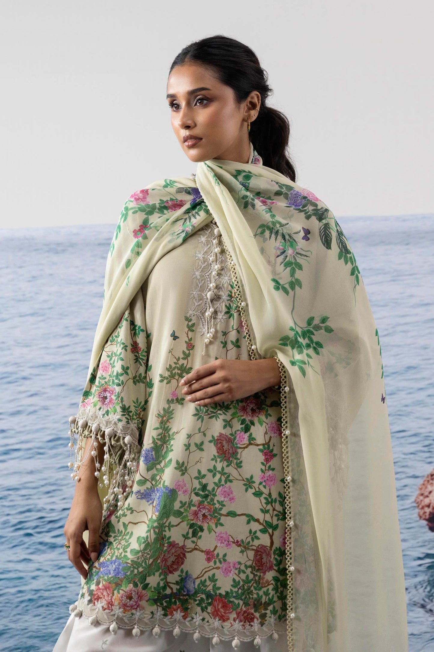 M252-002B-CI | Sana Safinaz | Muzlin Lawn 2025