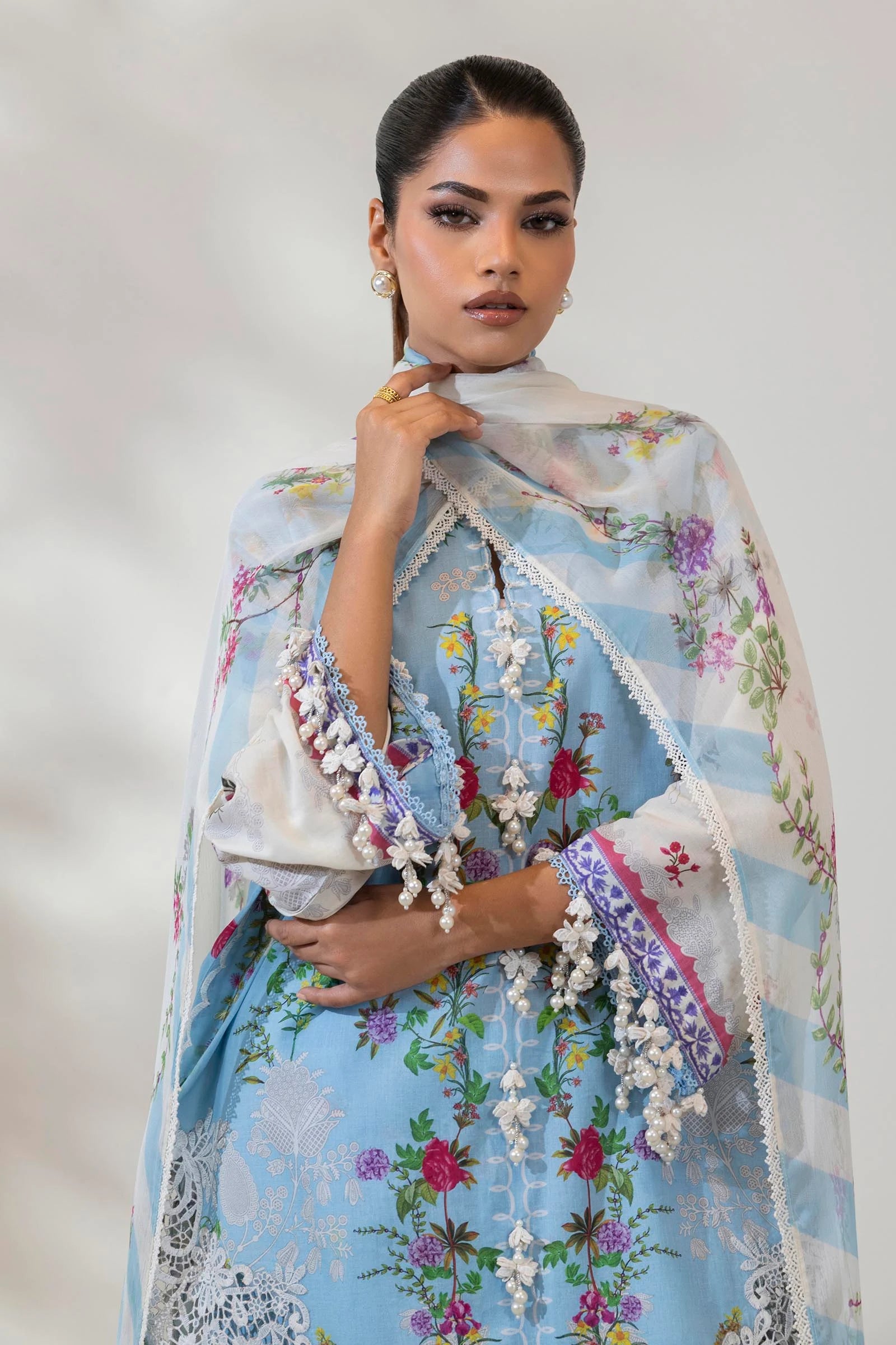 M252-003B-CI | Sana Safinaz | Muzlin Lawn 2025