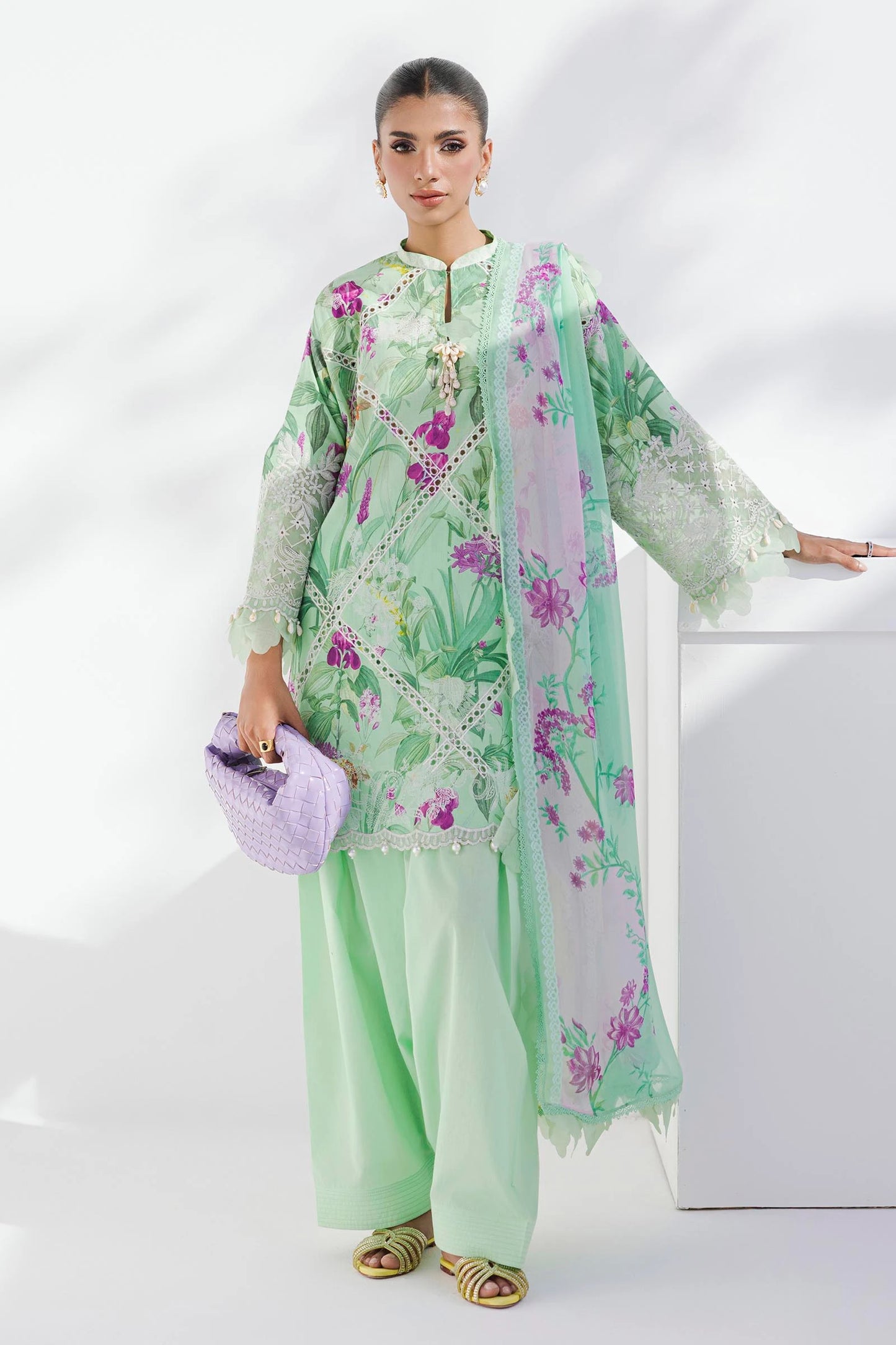 M252-007A-CI | Sana Safinaz | Muzlin Lawn 2025