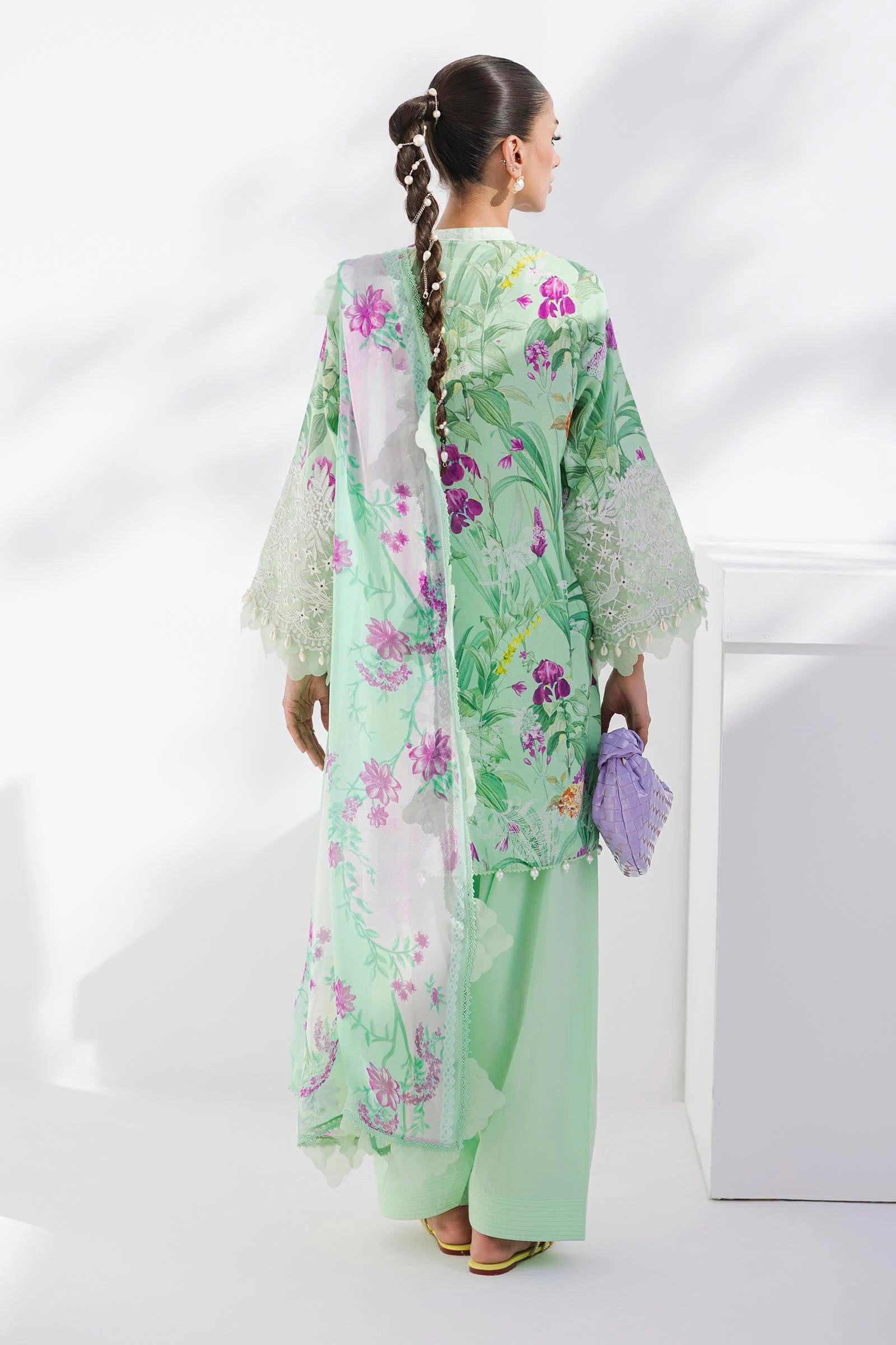 M252-007A-CI | Sana Safinaz | Muzlin Lawn 2025