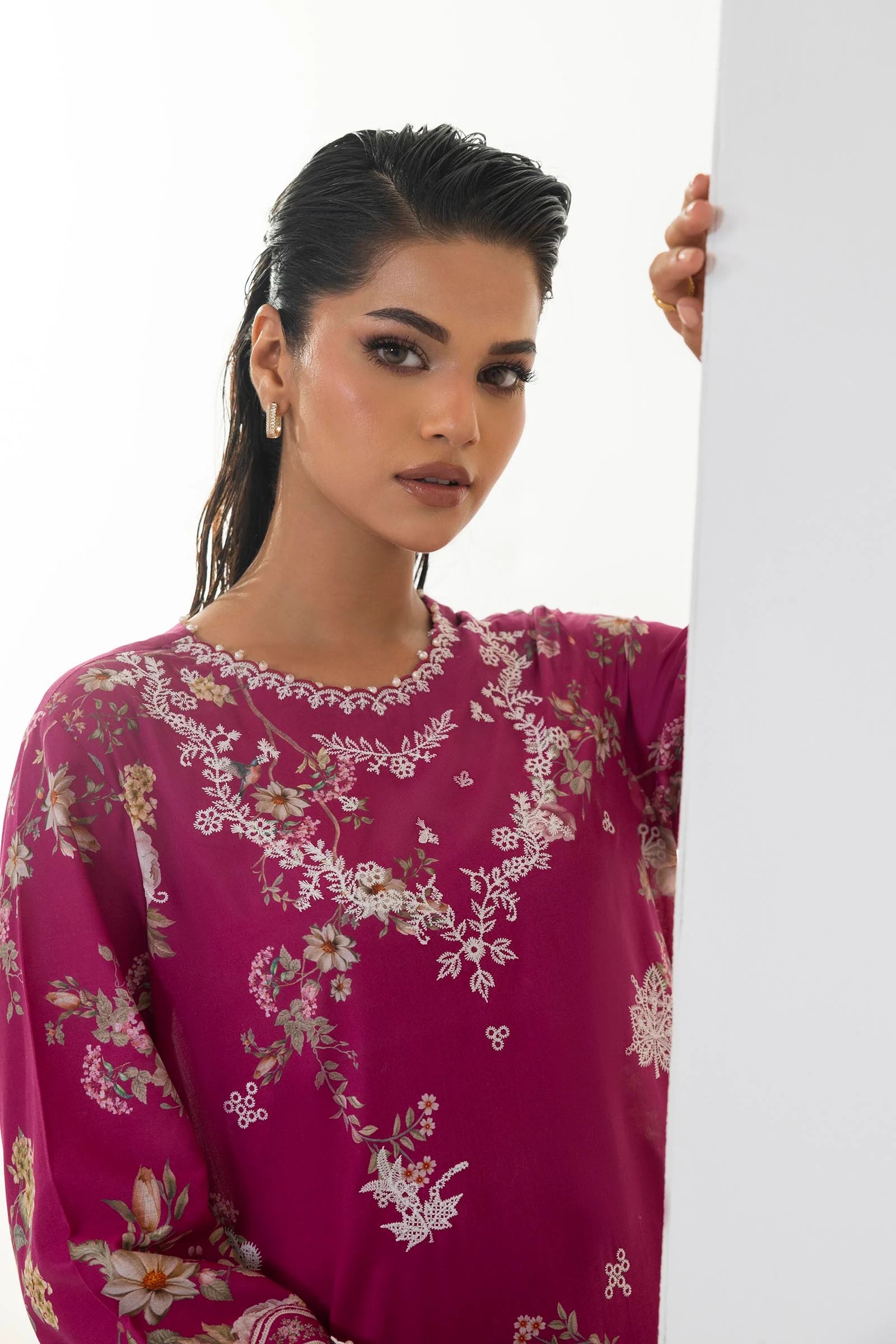 M252-008A-CI | Sana Safinaz | Muzlin Lawn 2025