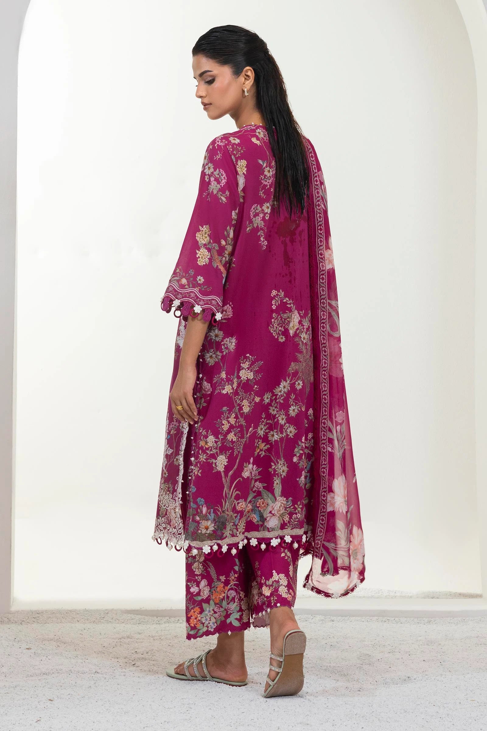 M252-008A-CI | Sana Safinaz | Muzlin Lawn 2025