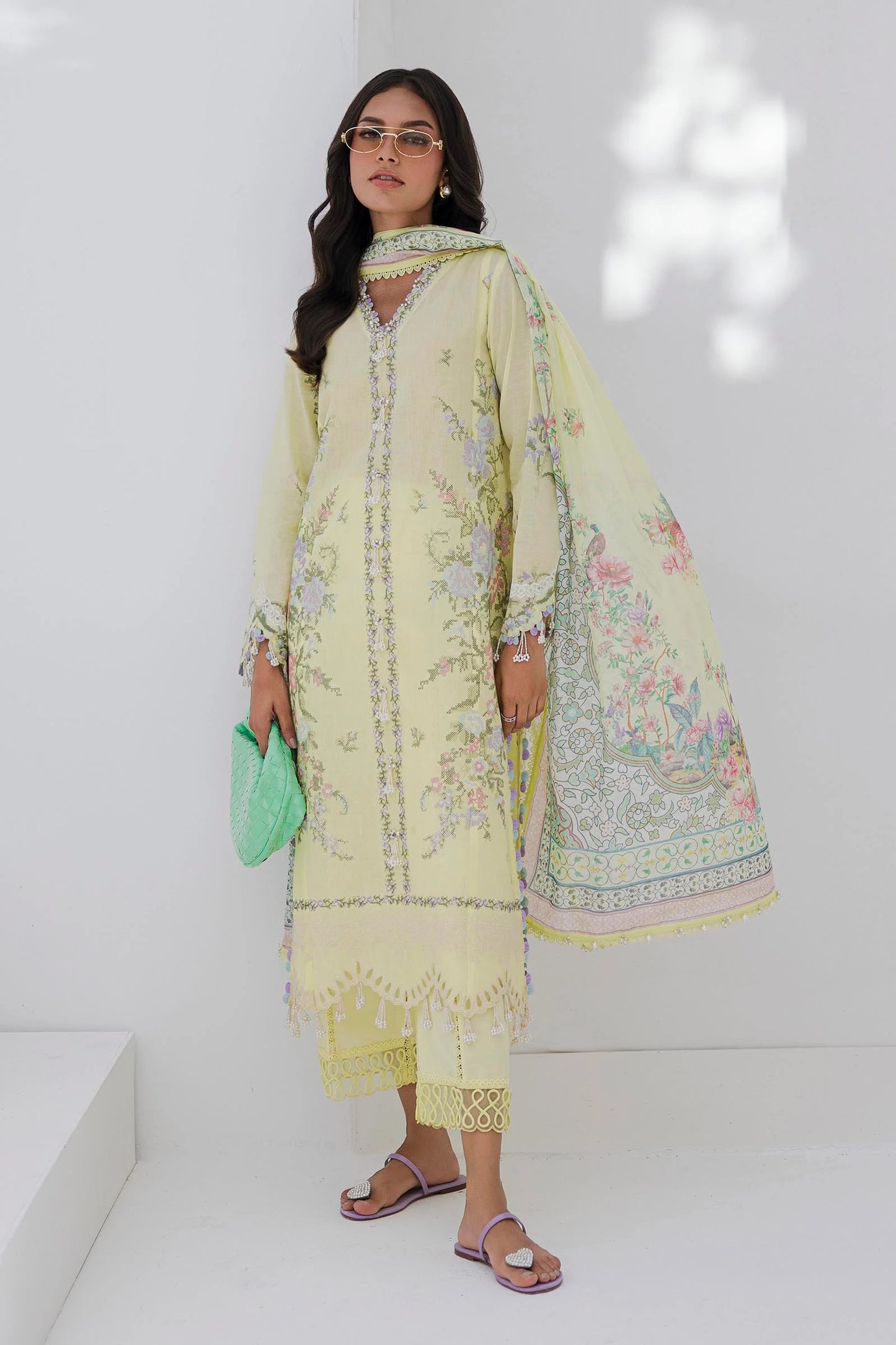 M252-009A-CL | Sana Safinaz | Muzlin Lawn 2025