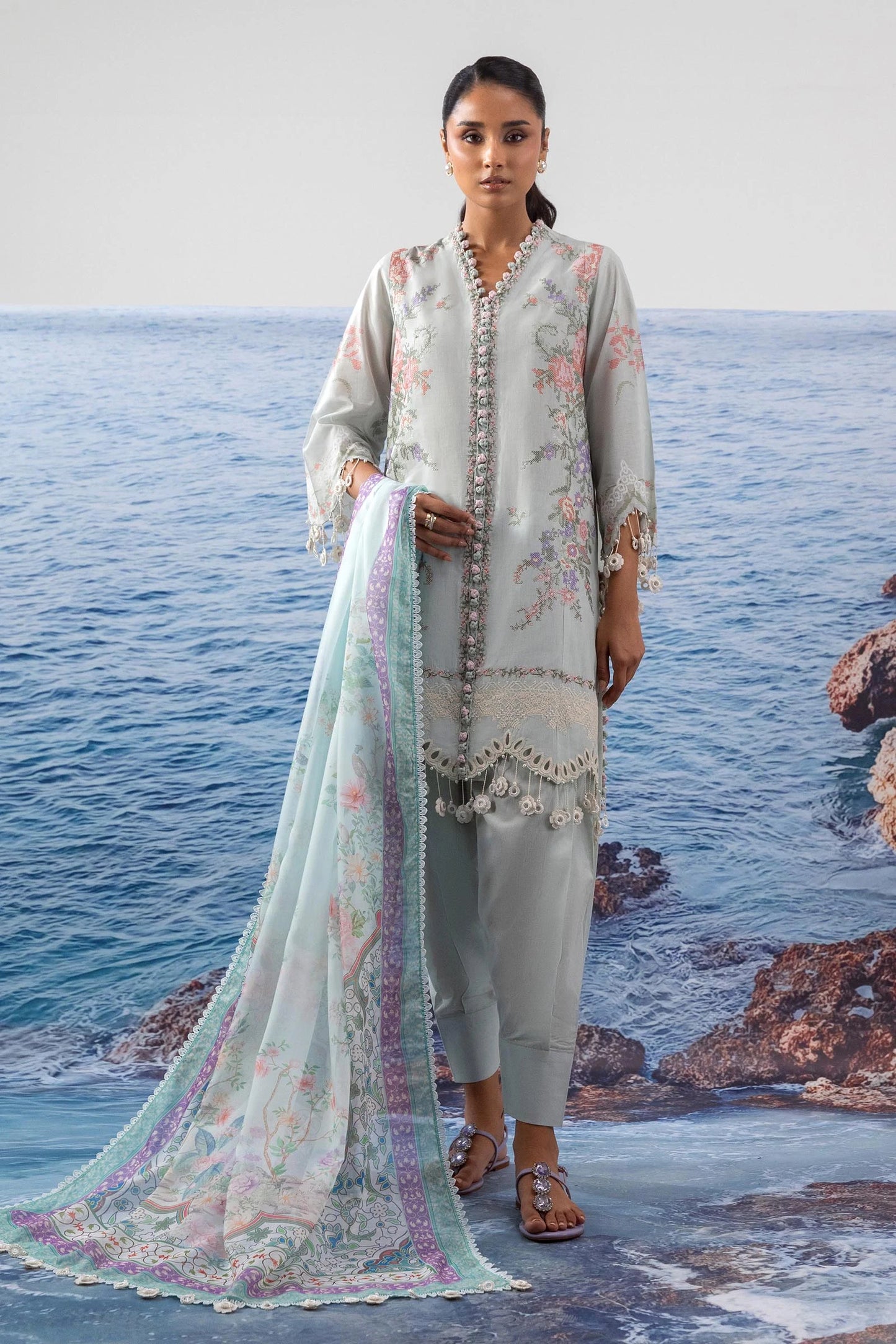 M252-009B-CL | Sana Safinaz | Muzlin Lawn 2025