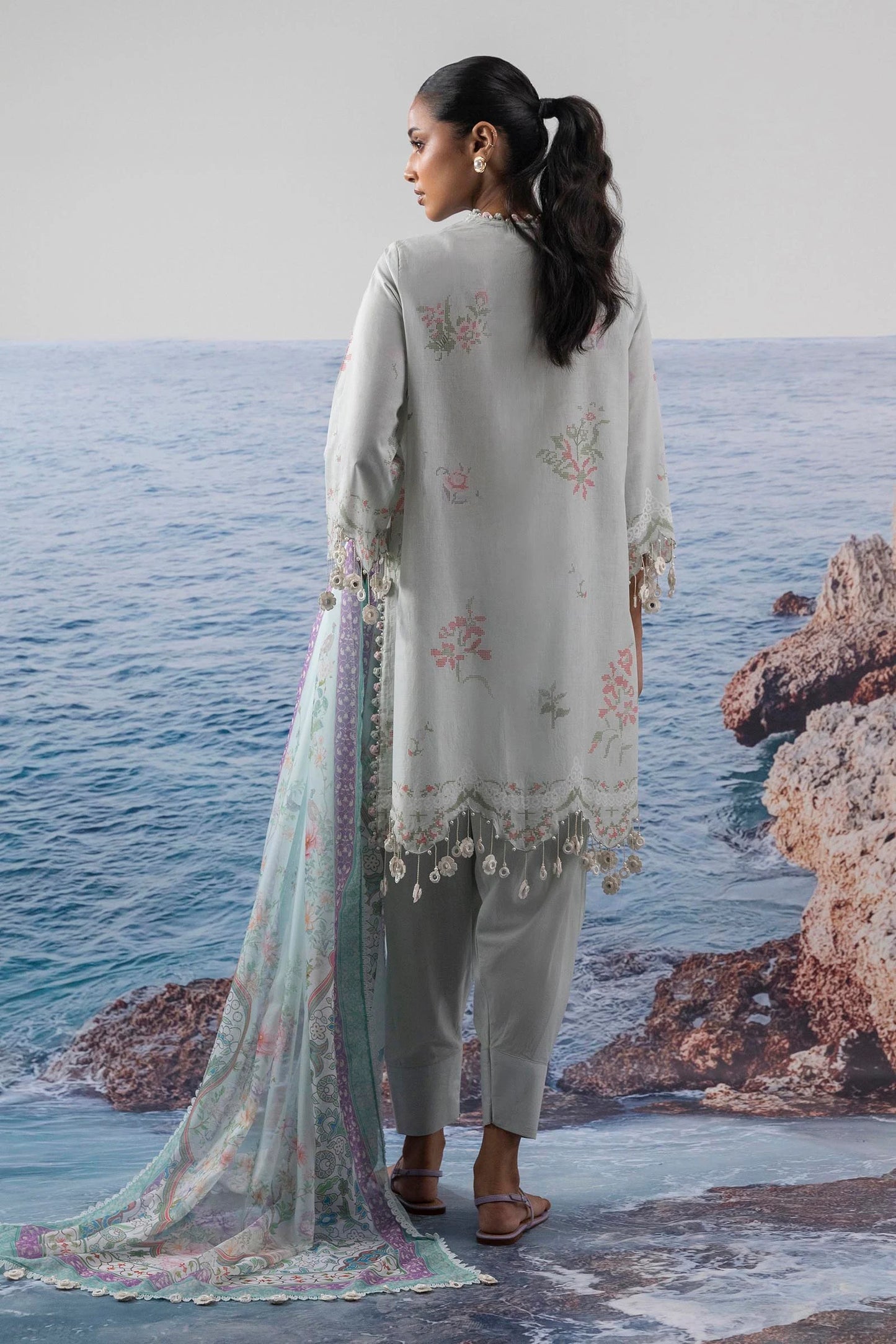 M252-009B-CL | Sana Safinaz | Muzlin Lawn 2025
