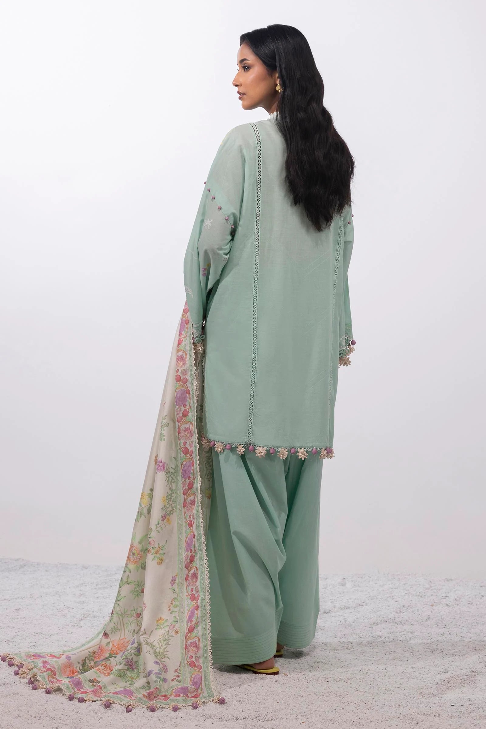 M252-010A-CV | Sana Safinaz | Muzlin Lawn 2025