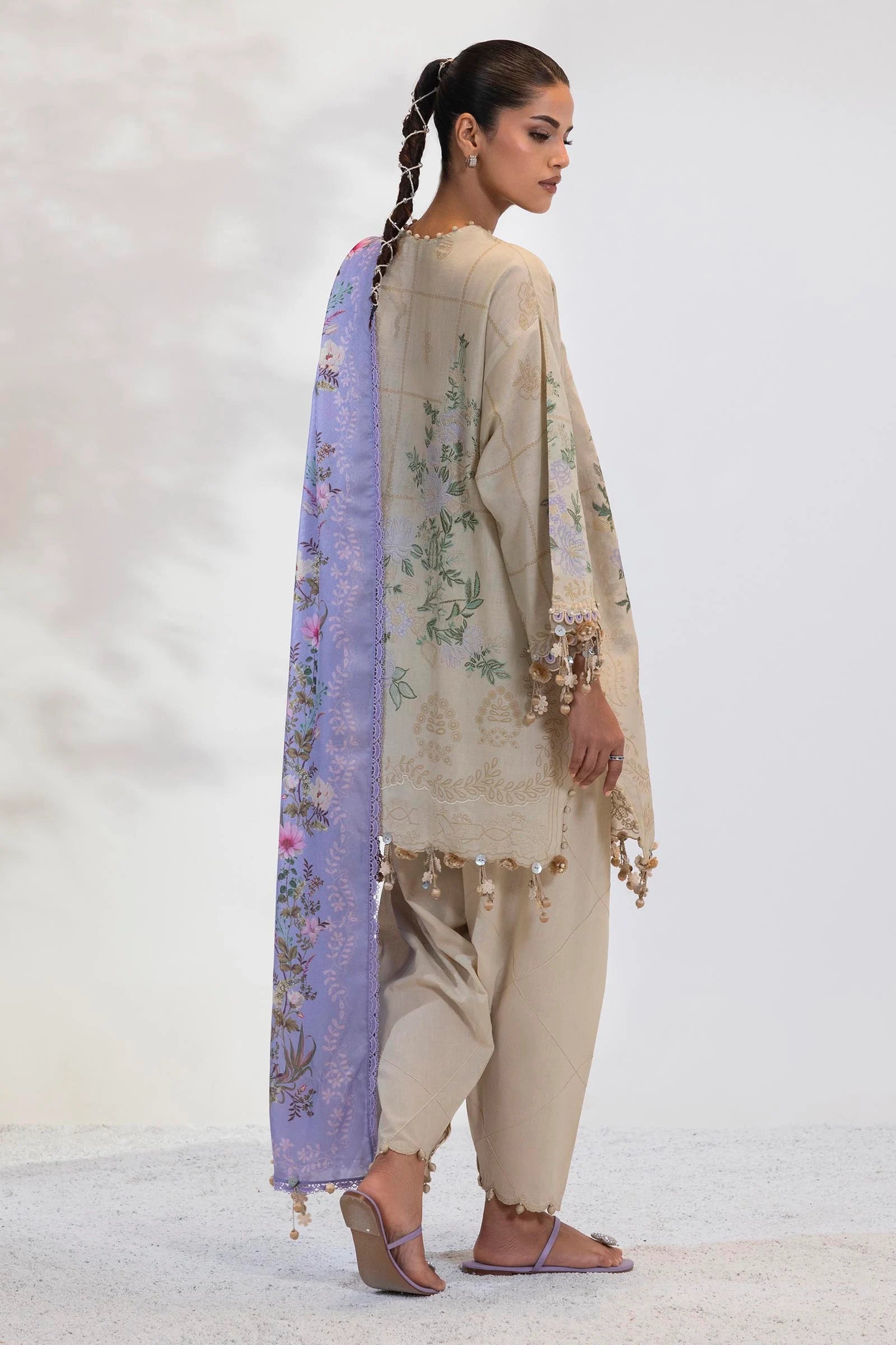 M252-012A-CT | Sana Safinaz | Muzlin Lawn 2025
