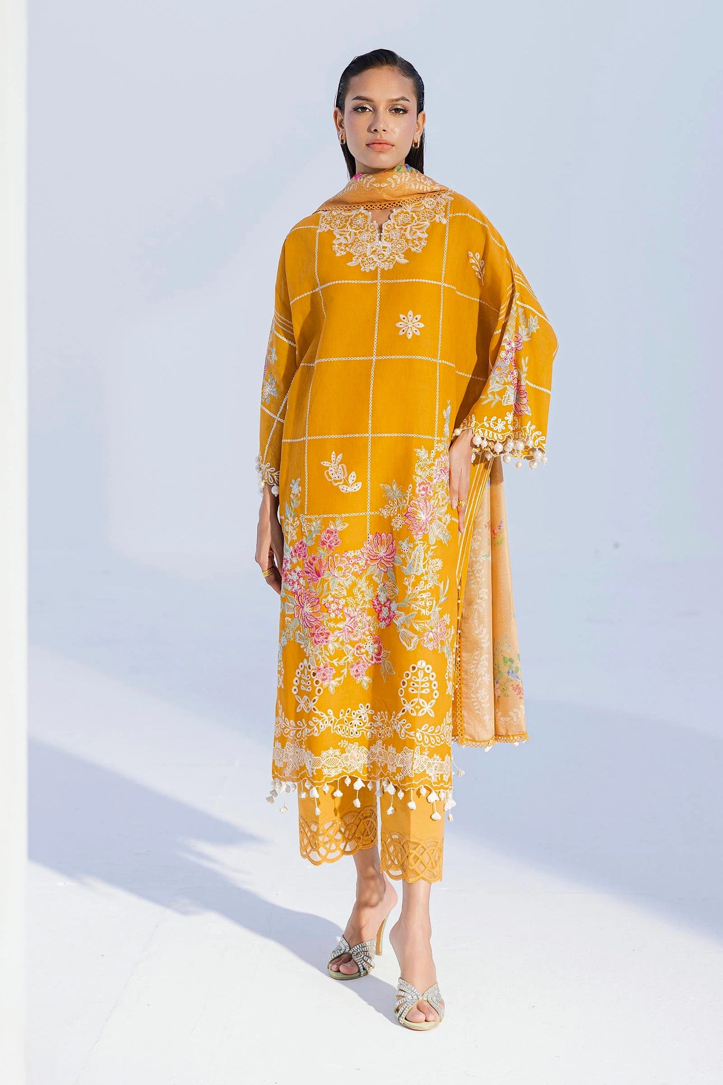 M252-012B-CT | Sana Safinaz | Muzlin Lawn 2025