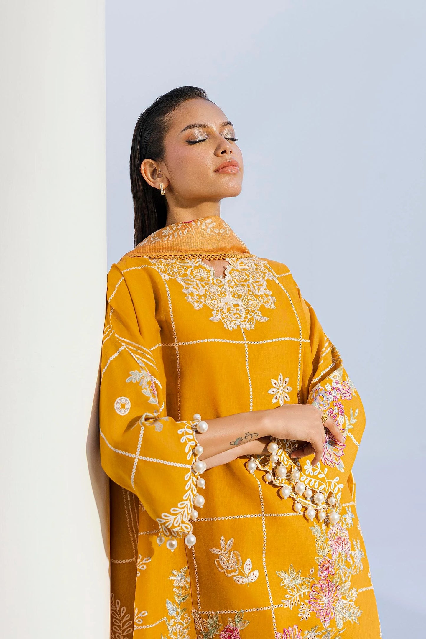 M252-012B-CT | Sana Safinaz | Muzlin Lawn 2025