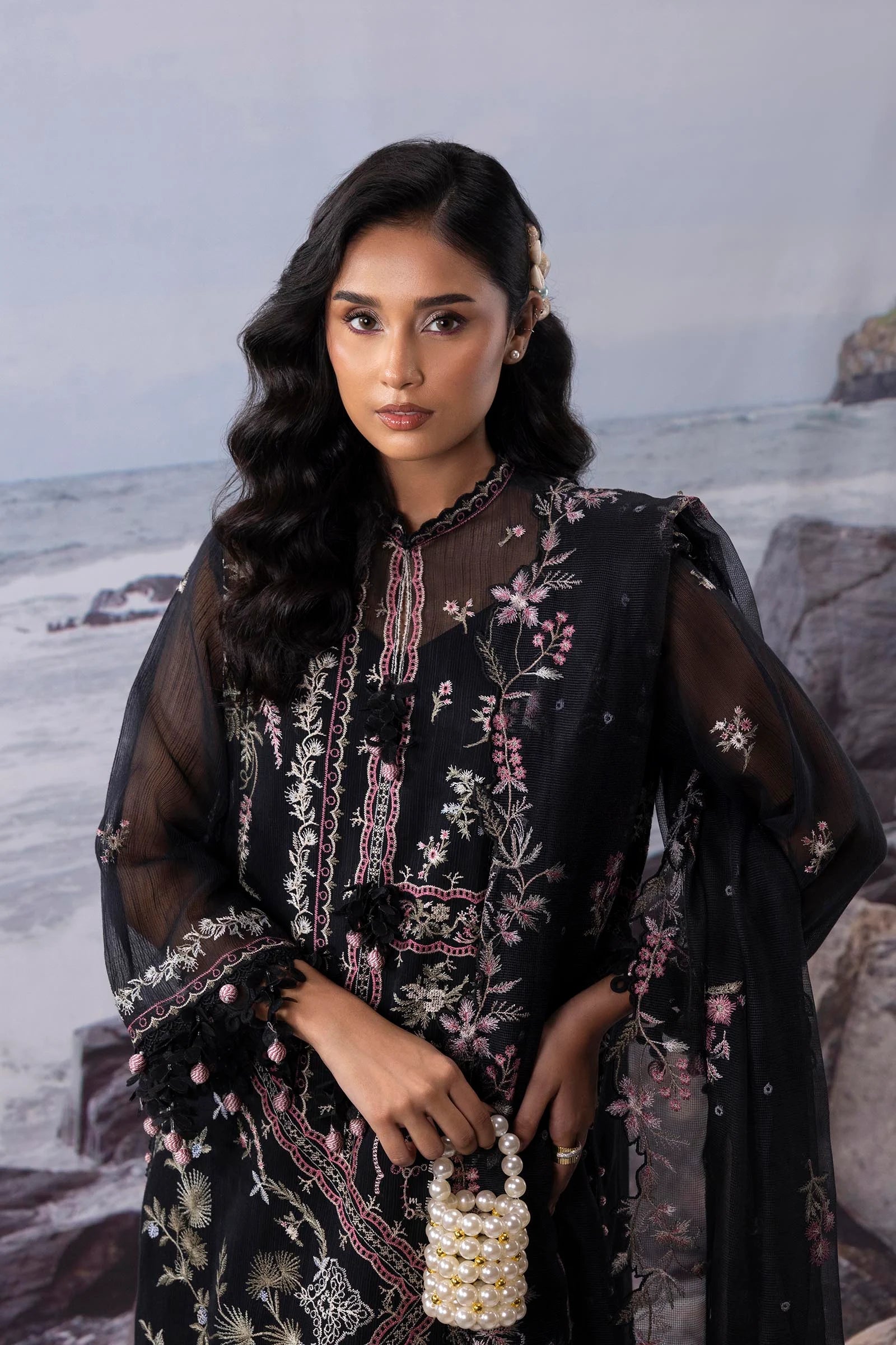 M252-014A-CT | Sana Safinaz | Muzlin Lawn 2025