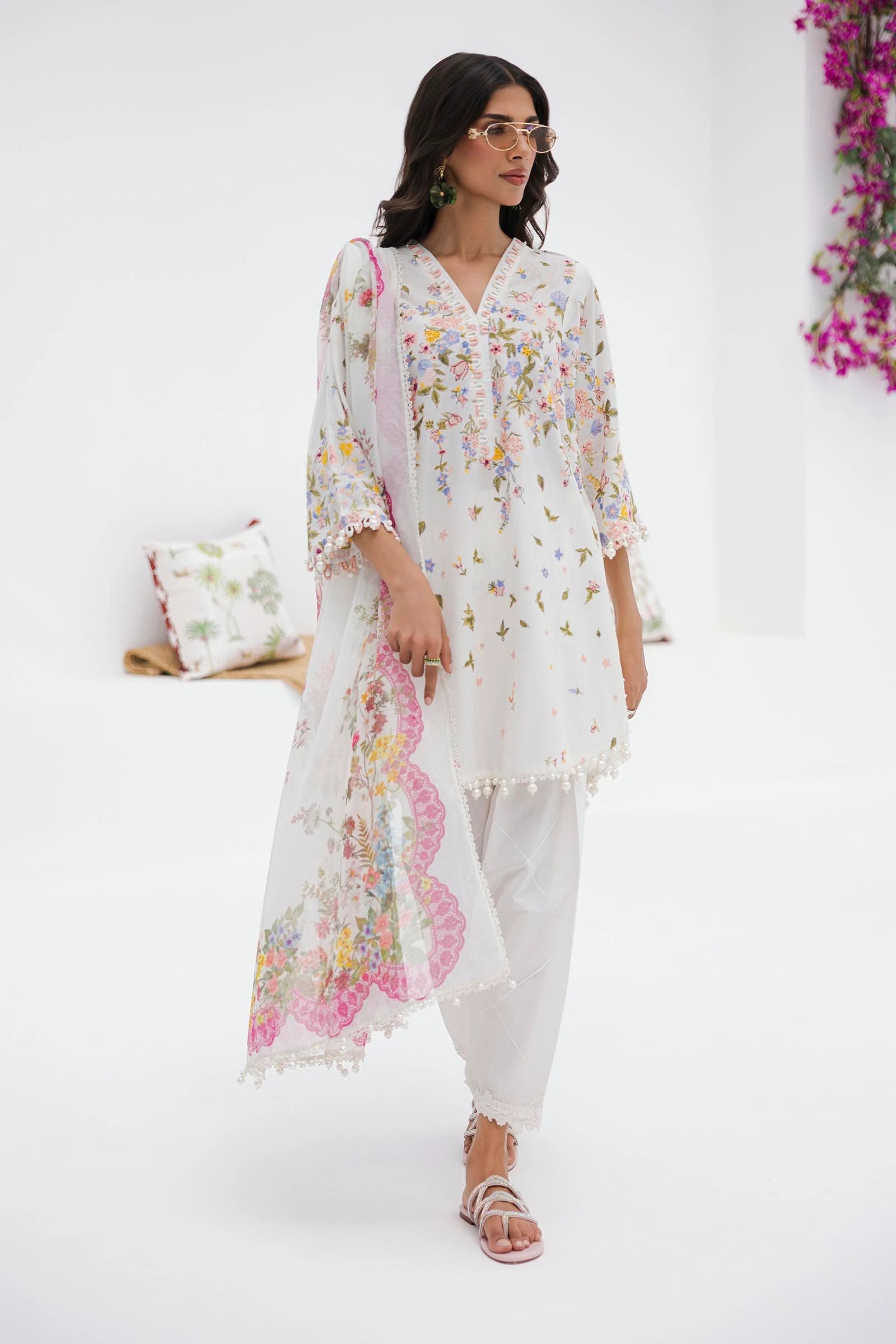M252-015A-CV | Sana Safinaz | Muzlin Lawn 2025