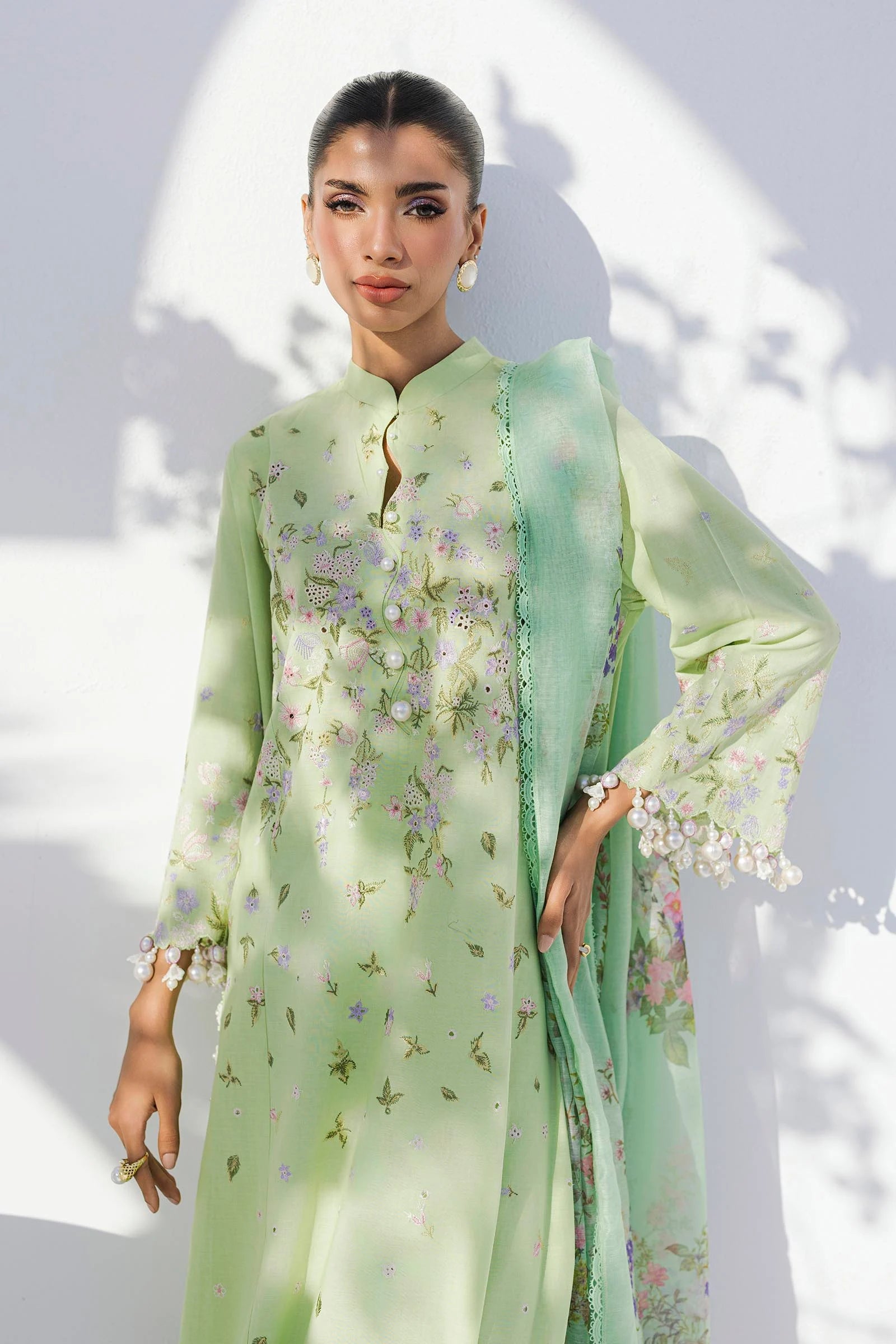 M252-015B-CV | Sana Safinaz | Muzlin Lawn 2025