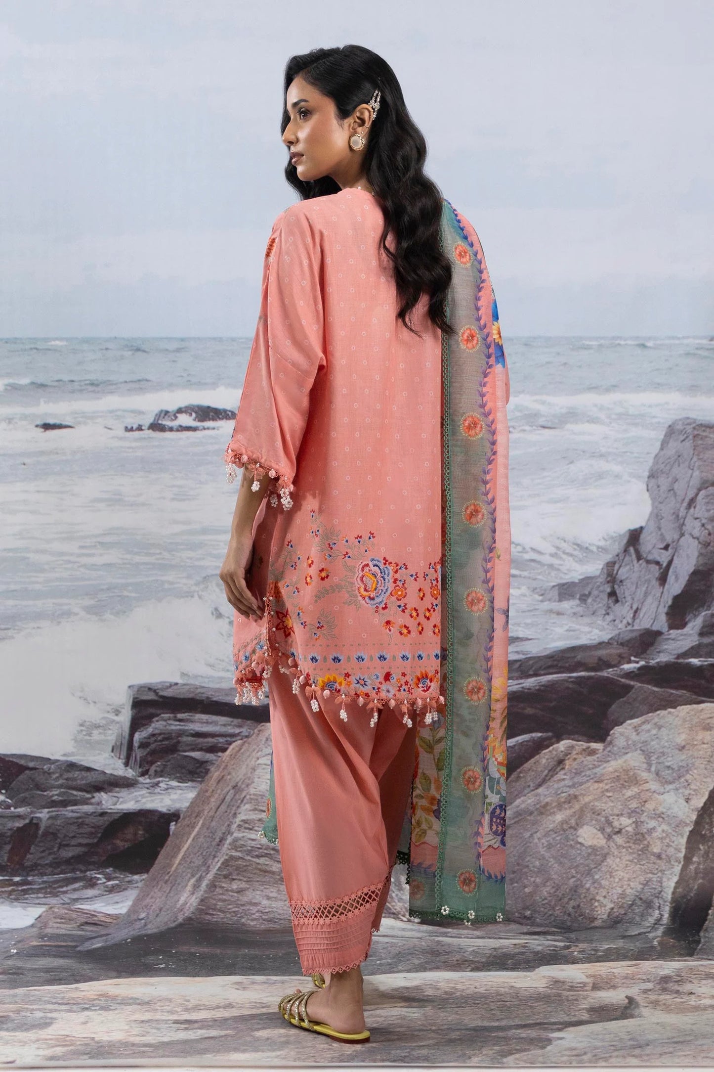 M252-018B-CV | Sana Safinaz | Muzlin Lawn 2025