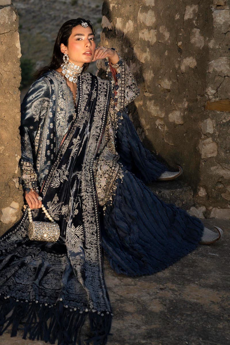 V231-005-CP | Sana Safinaz | winter luxury collection 2023