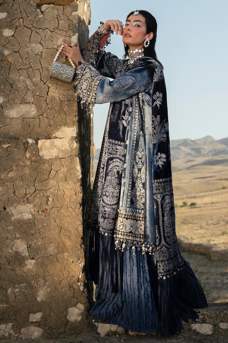 V231-005-CP | Sana Safinaz | winter luxury collection 2023
