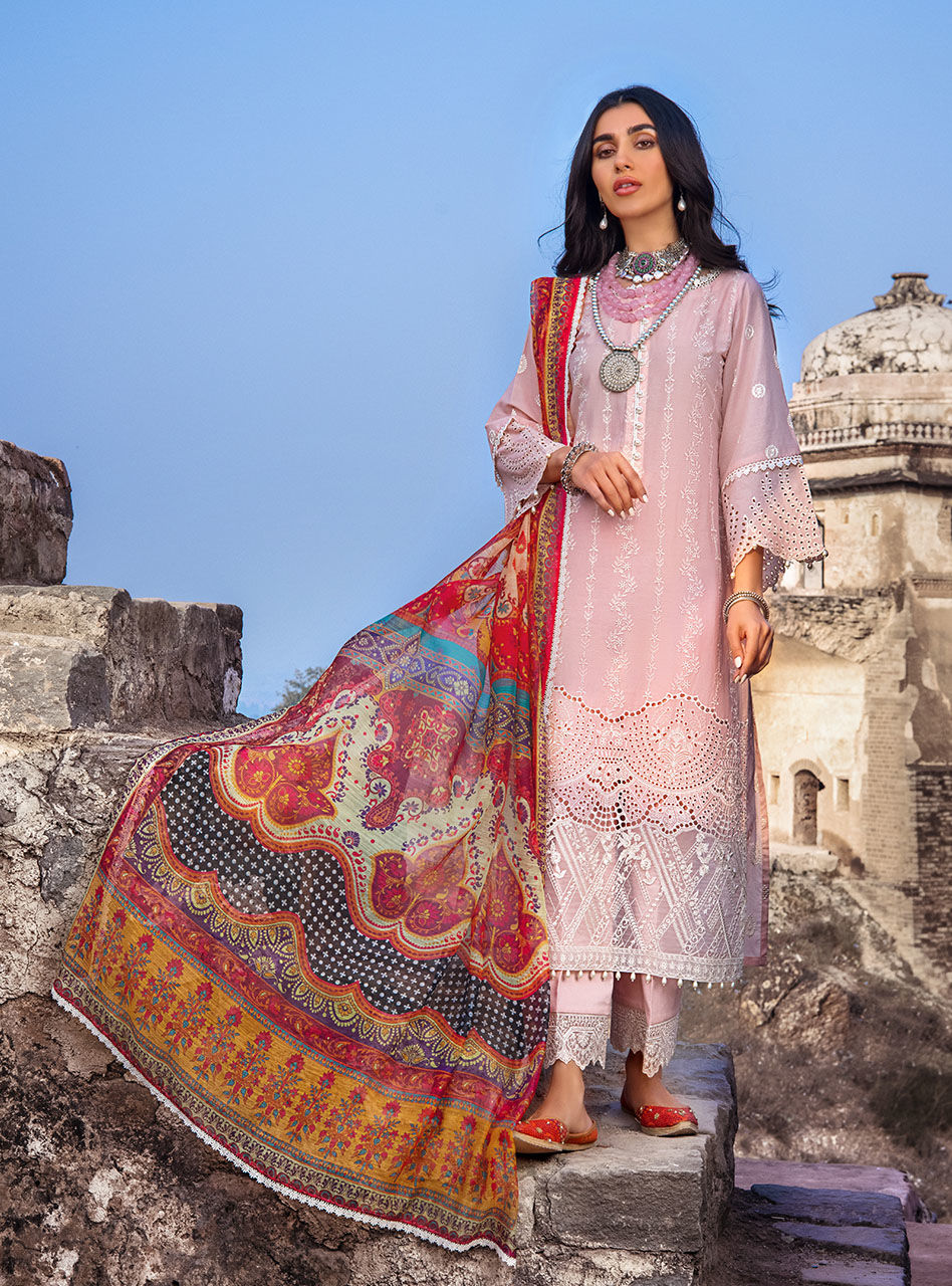 GULNOOR - 5B | Zainab Chottani | Chikankari Collection 2022