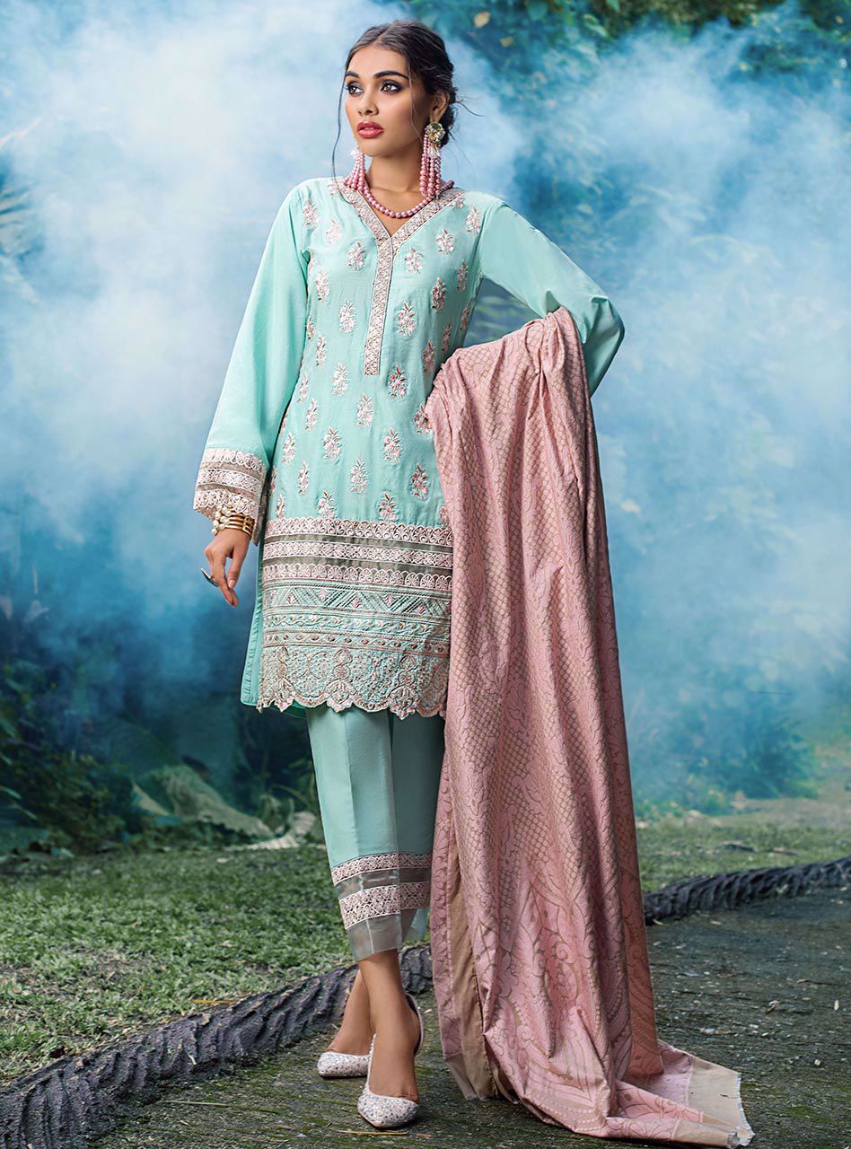Misty Frost (Zainab Chottani Luxury Shawl Collection)