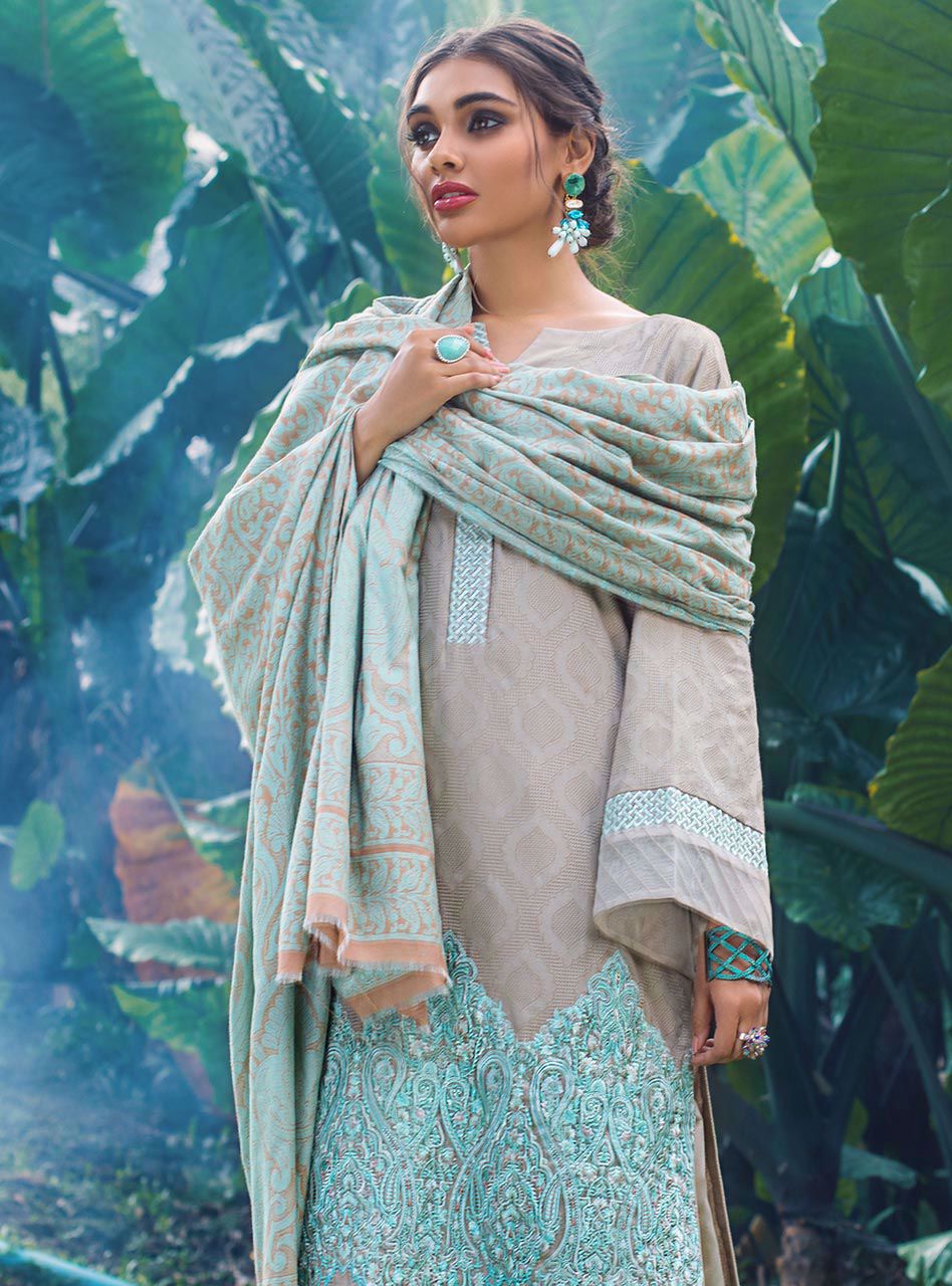 Isabelline (Zainab Chottani Luxury Shawl Collection)