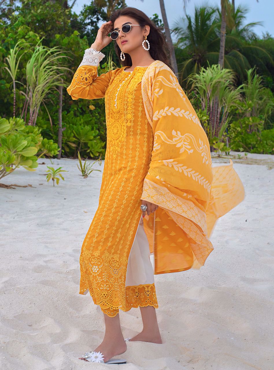 Sun Kissed Breeze A | Zainab Chottani | Luxury Lawn/Chikankari'20