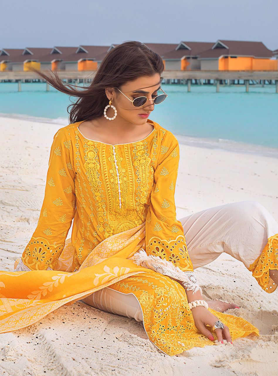 Sun Kissed Breeze A | Zainab Chottani | Luxury Lawn/Chikankari'20