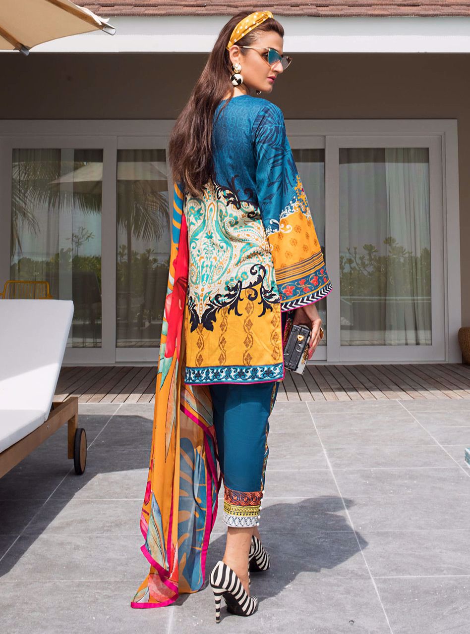 Sea Trumpet A | Zainab Chottani | Luxury Lawn/Chikankari'20