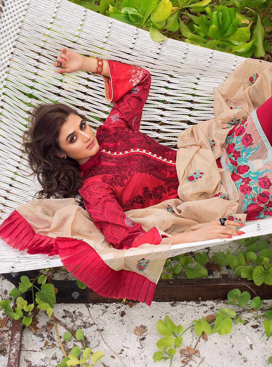 Rosette Spray B | Zainab Chottani | Luxury Lawn/Chikankari'20