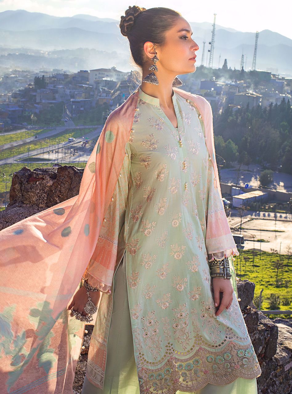 Nermin-6A | Zainab Chottani | Luxury Chikankari Collection 2021