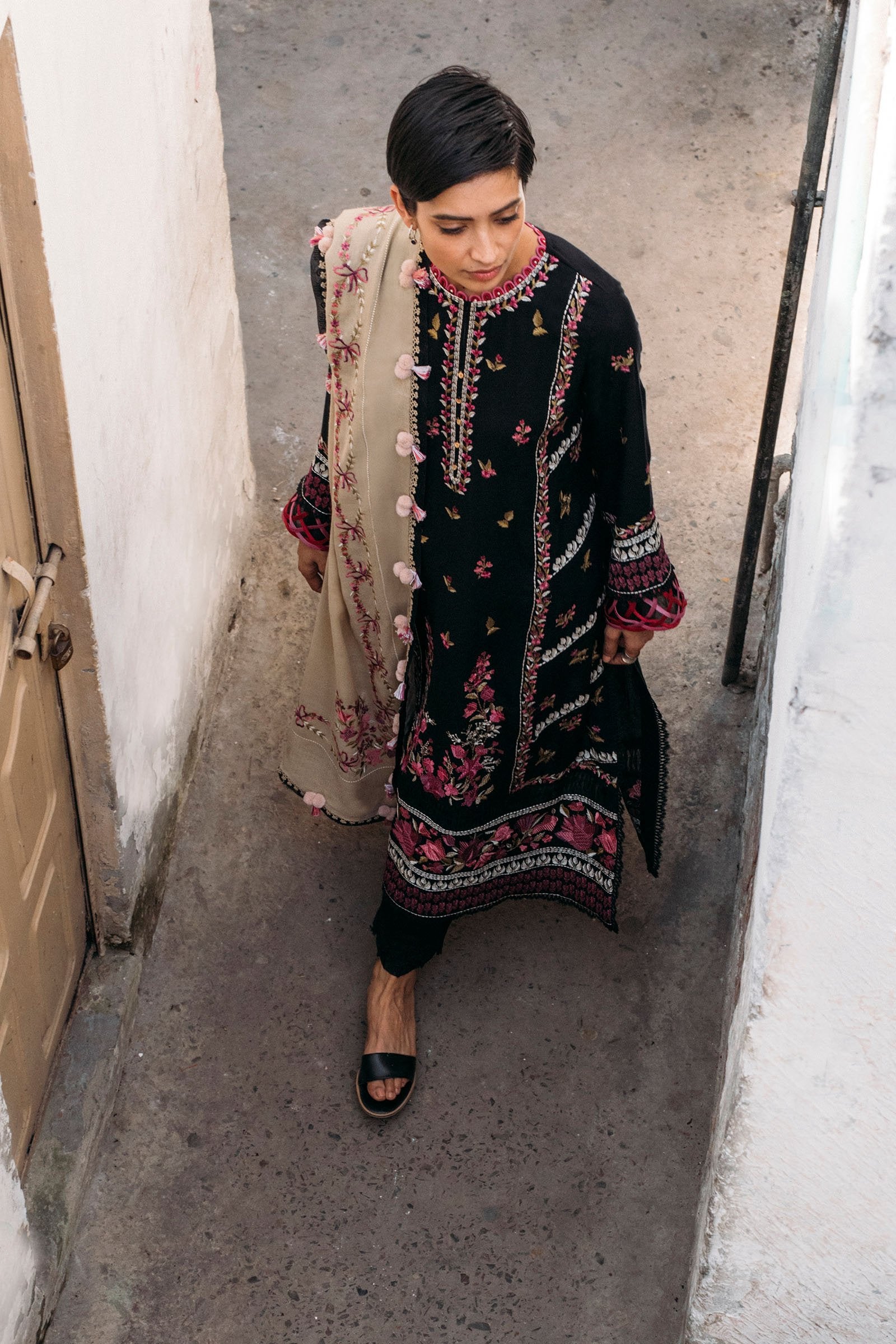 Alya (ZW 21 - 06) |  Zaha | Humrahi Unstitched Winter Collection 2021