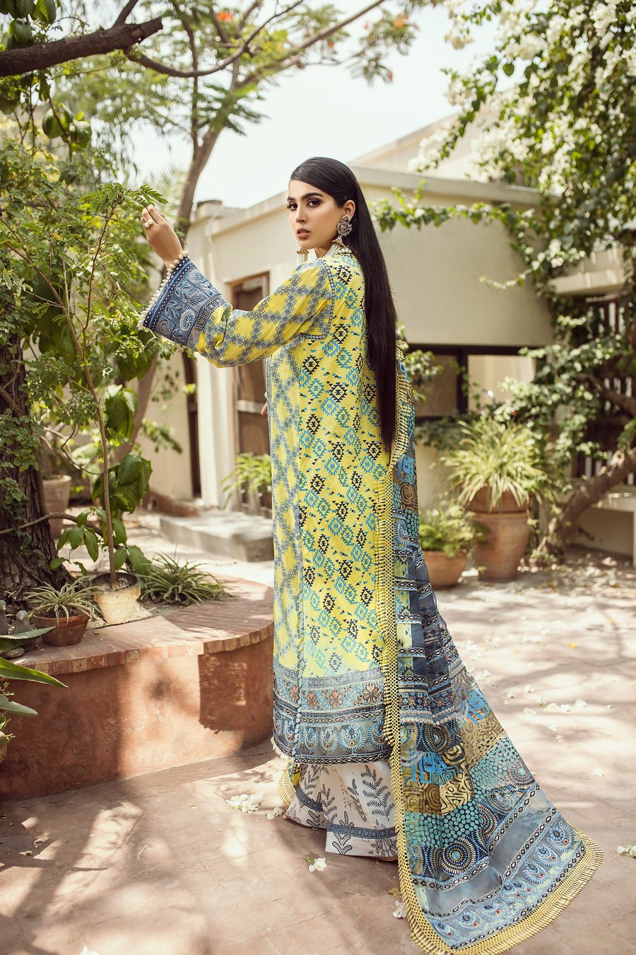 Motiya - FE21 - 05  | Maryam Hussain | Festive Eid Collection'21