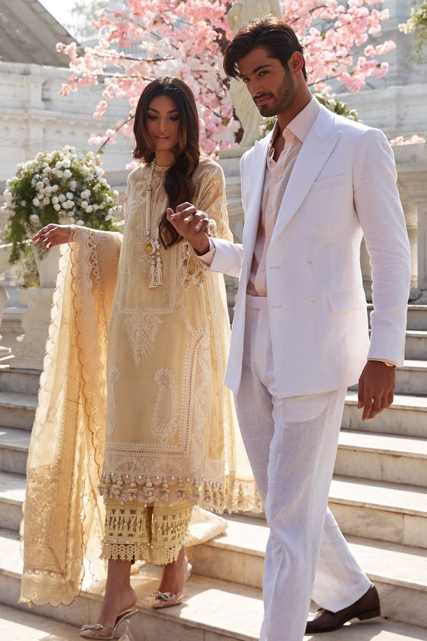 10B | Sana Safinaz | Luxury Lawn 2022