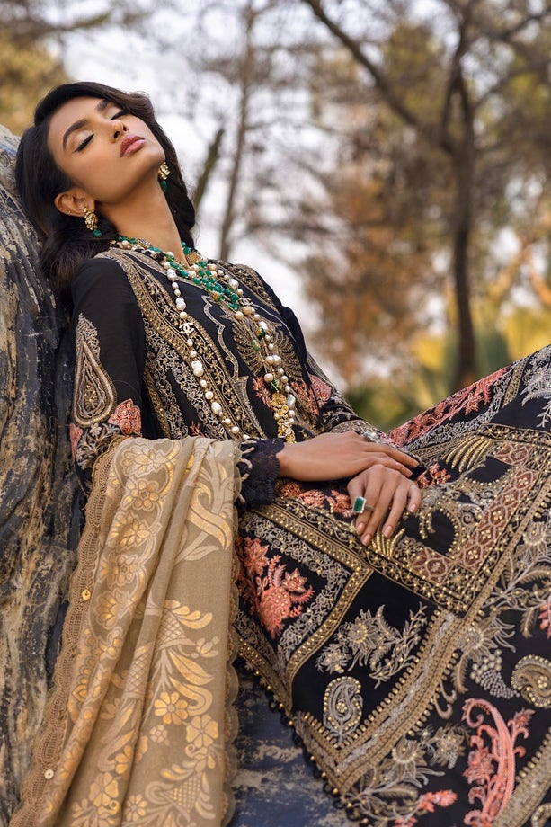 12A | Sana Safinaz | Luxury Lawn 2022