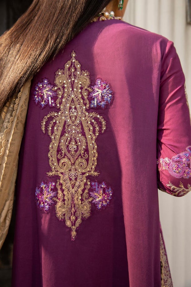 12B | Sana Safinaz | Luxury Lawn 2022