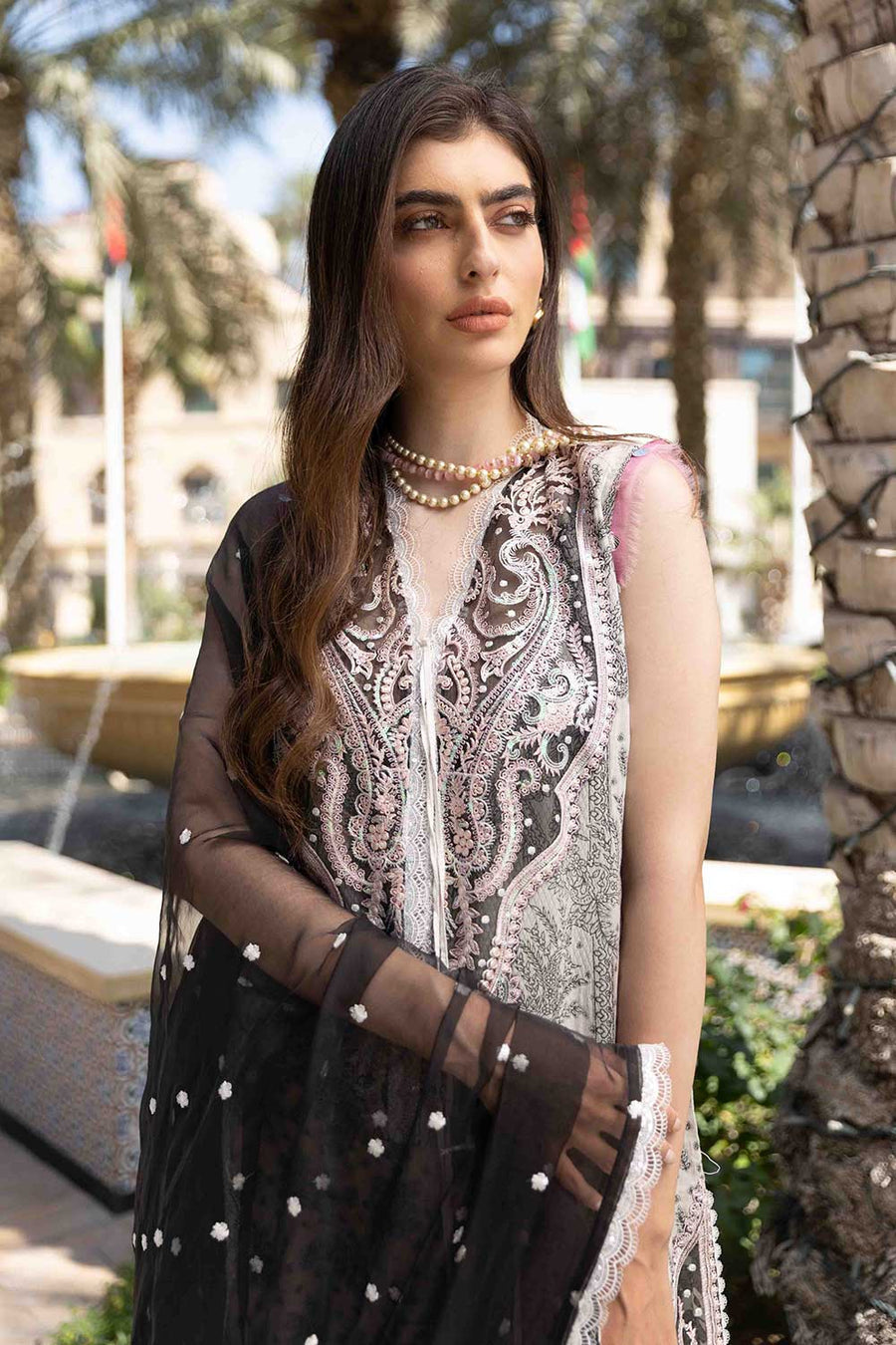 L22 - 13A | Sobia Nazir | Luxury Lawn 2022