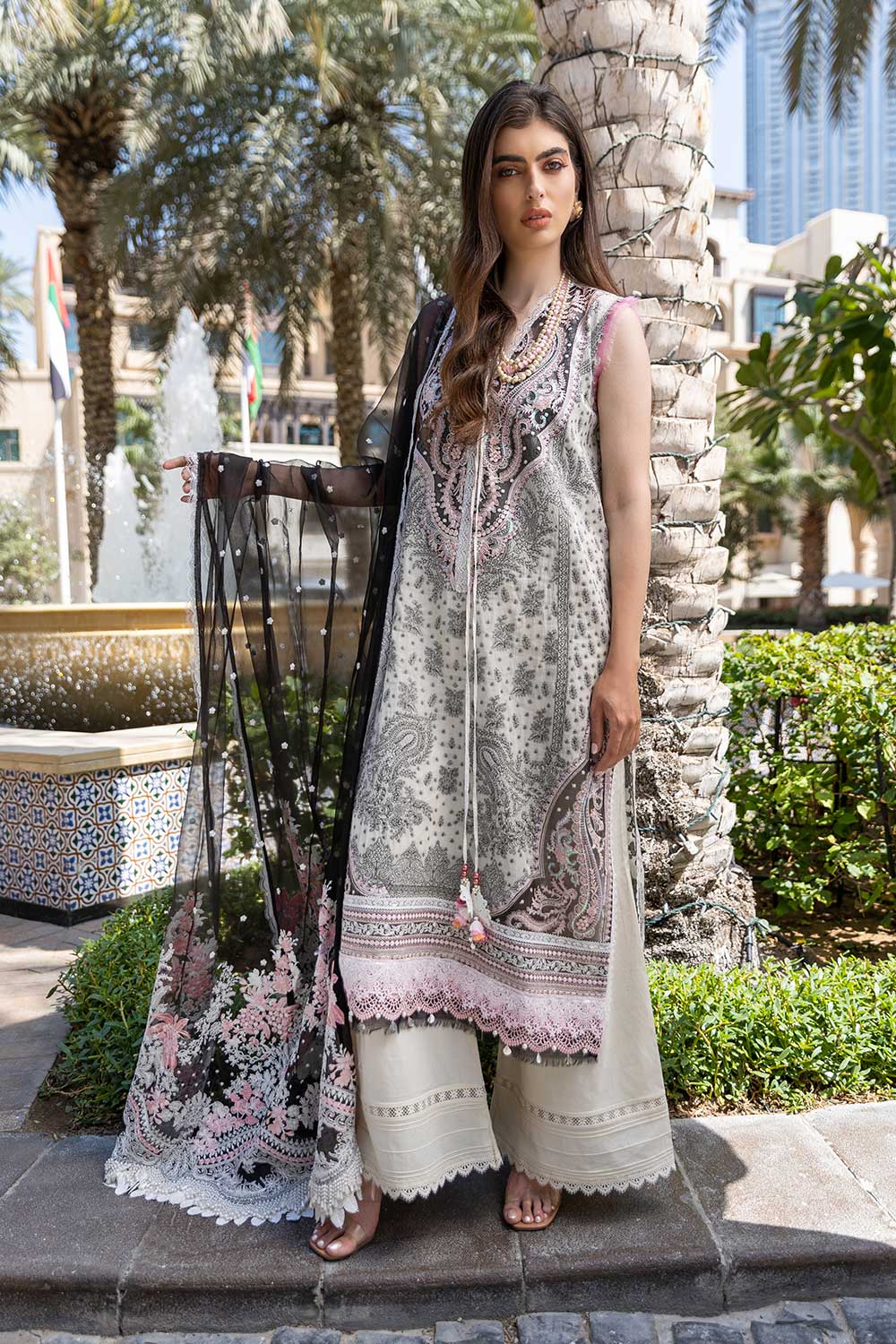 L22 - 13A | Sobia Nazir | Luxury Lawn 2022