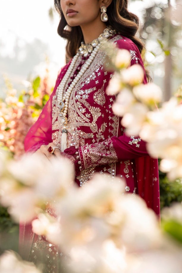 13B | Sana Safinaz | Luxury Lawn 2022