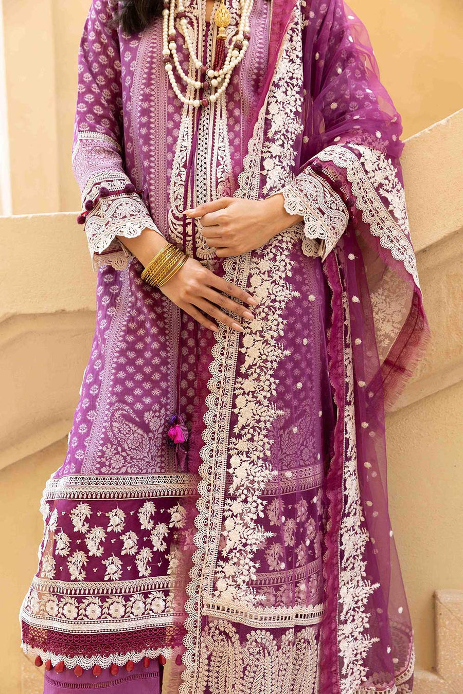L22 - 14B | Sobia Nazir | Luxury Lawn 2022