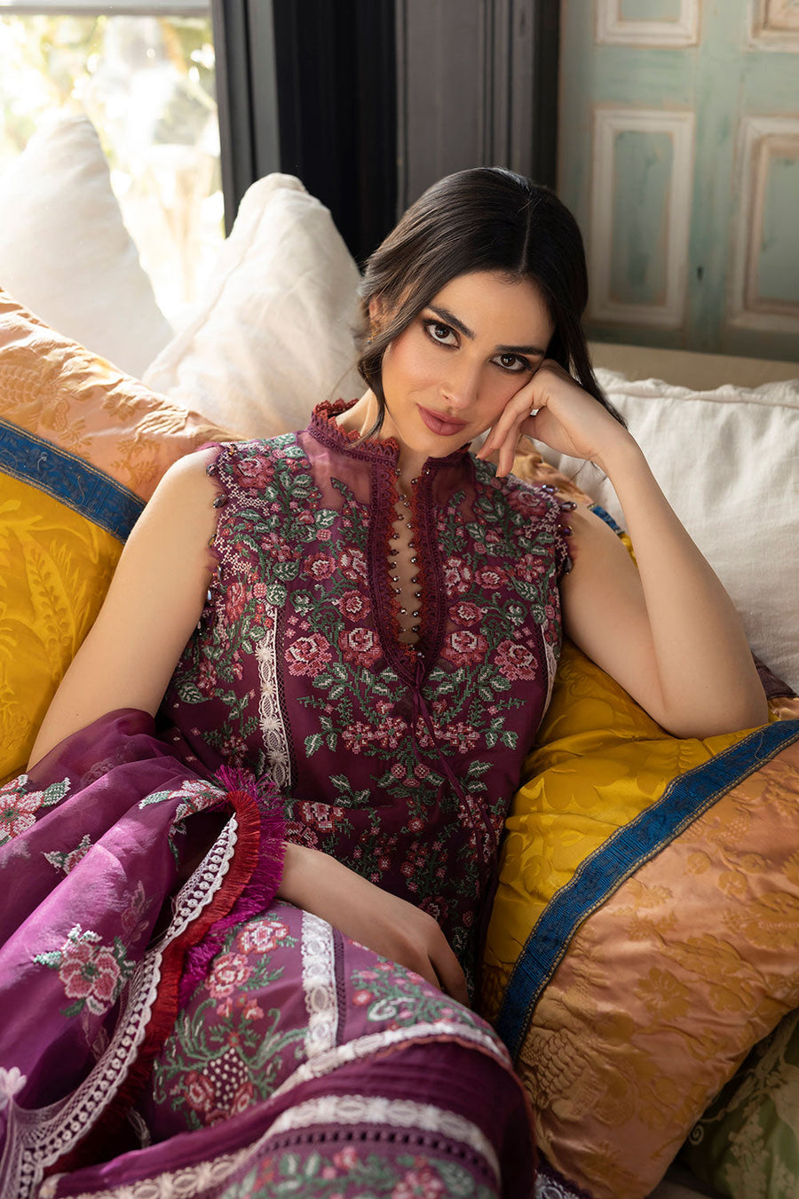 14B | Sobia Nazir | Luxury Lawn 2023