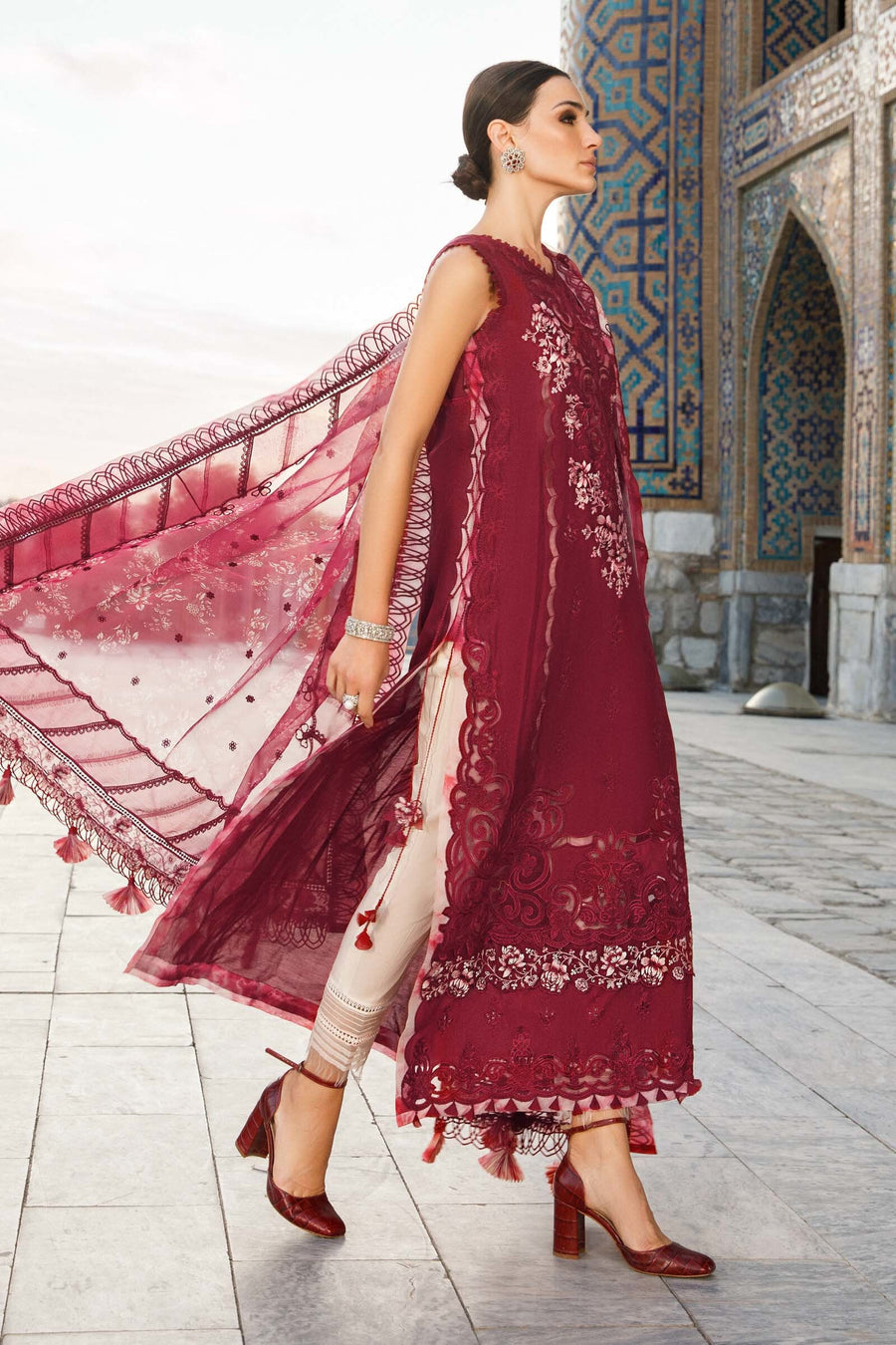 15B | Maria B | Voyage A Luxe Luxury Eid Lawn 2023