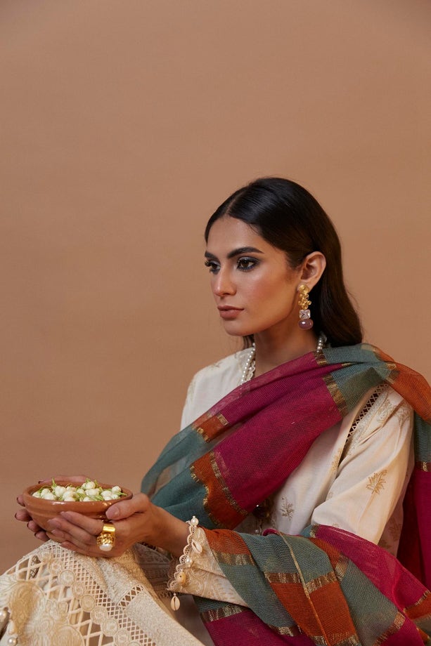 16B | Sana Safinaz | Muzlin Lawn 2022 Vol 3