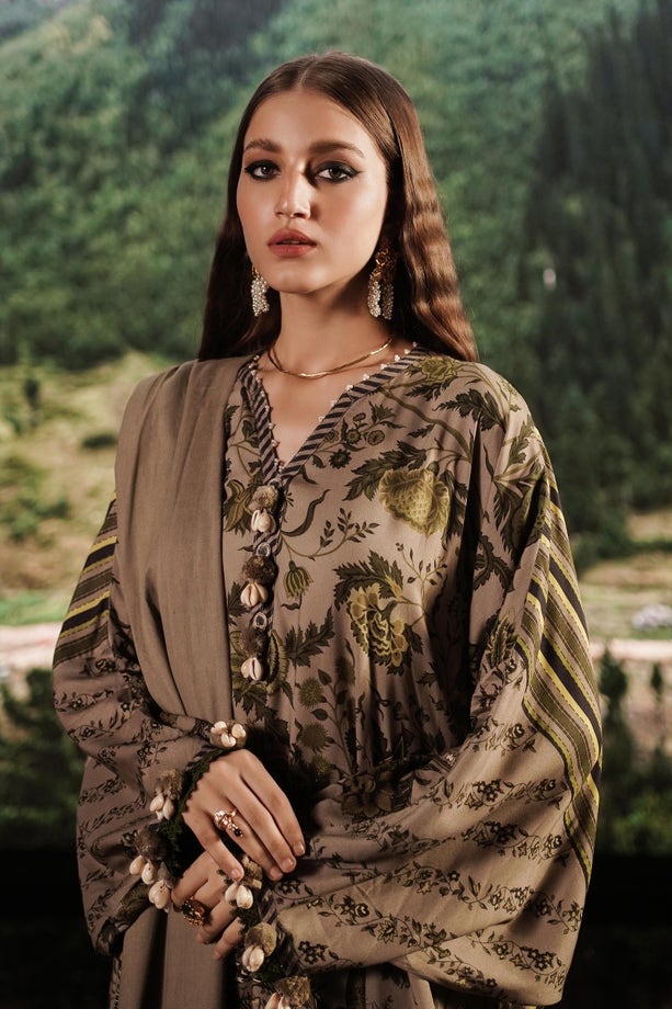 16B | Sana Safinaz | Mahay Winter Collection 2022