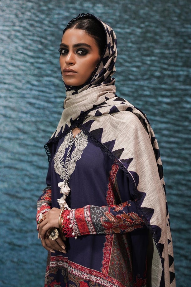 18B | Sana Safinaz | Mahay Winter Collection 2022