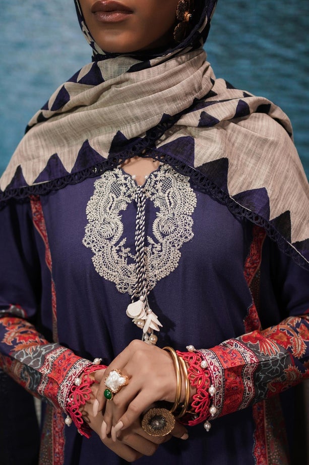 18B | Sana Safinaz | Mahay Winter Collection 2022